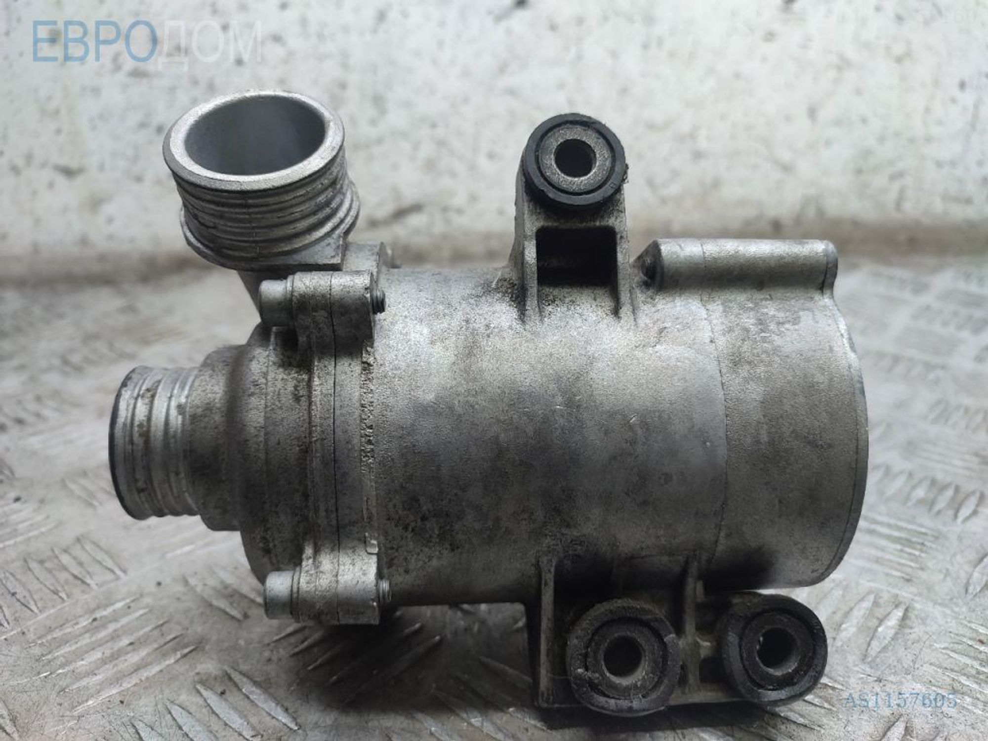 https://gcs.partsauto.market/rn-stockpro.appspot.com/thmbs/3237d7da8dc2136f56140620af6d0874/d553f3a38066b9ee20e3c270cb5035c2/6ec7d41728054152b7052bcc2758f2b5.jpg