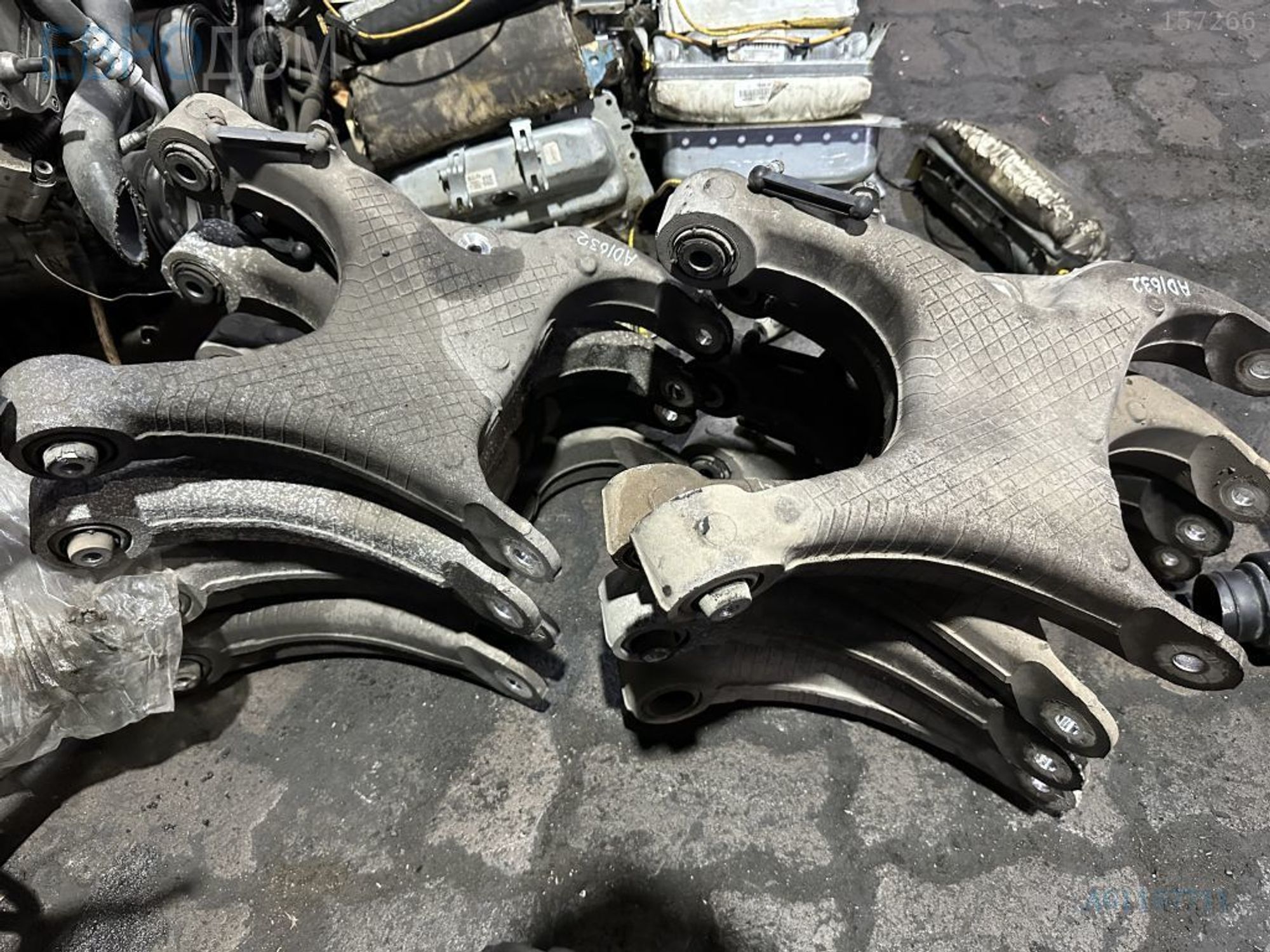 https://gcs.partsauto.market/rn-stockpro.appspot.com/thmbs/3237d7da8dc2136f56140620af6d0874/f98db6b441b074d0663493ccf5840823/066c375998d30ba97fd85cc4a2bf1eaf.jpg
