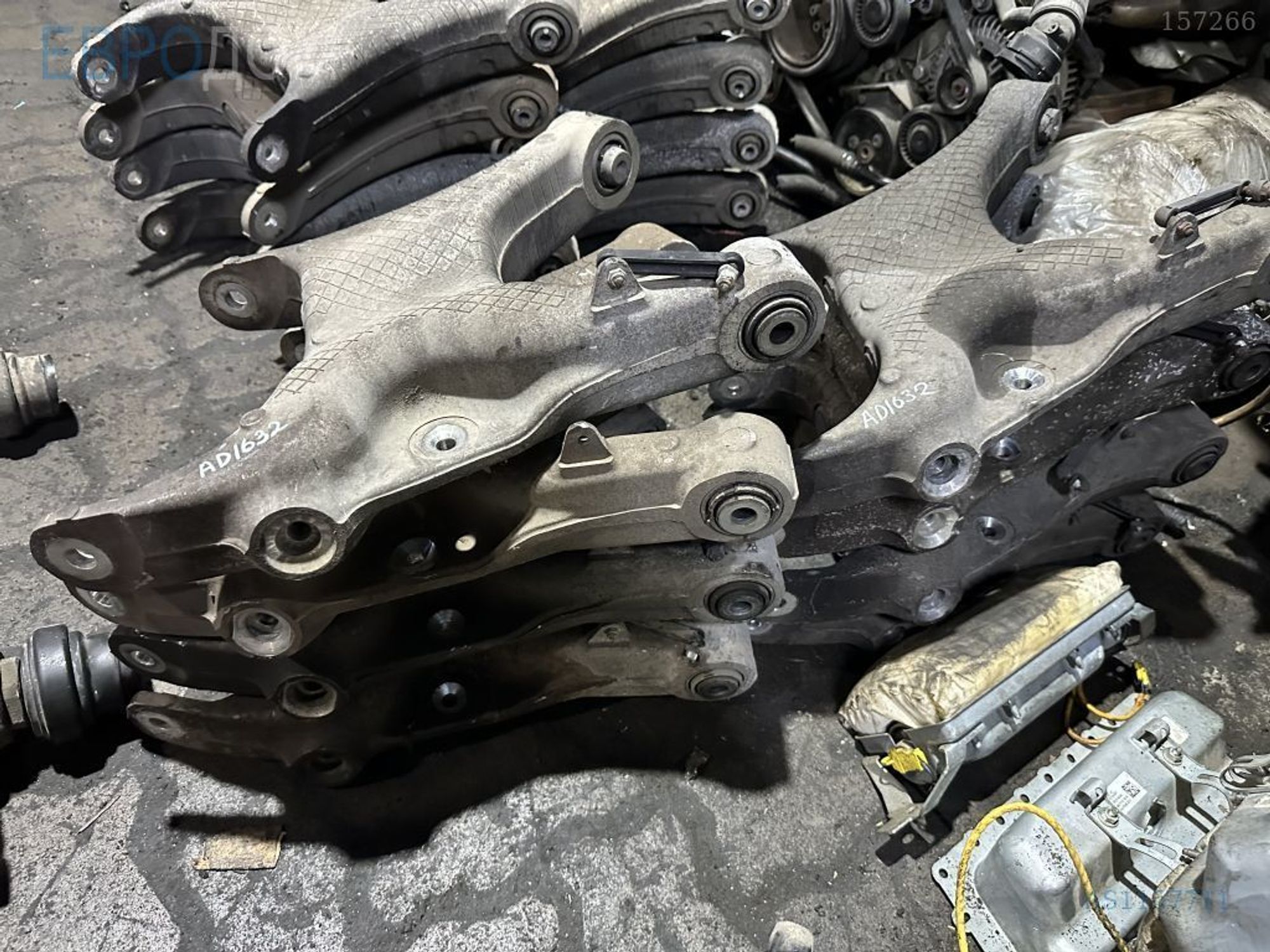 https://gcs.partsauto.market/rn-stockpro.appspot.com/thmbs/3237d7da8dc2136f56140620af6d0874/f98db6b441b074d0663493ccf5840823/b46ad239f0e2b316eac872c8e1391915.jpg