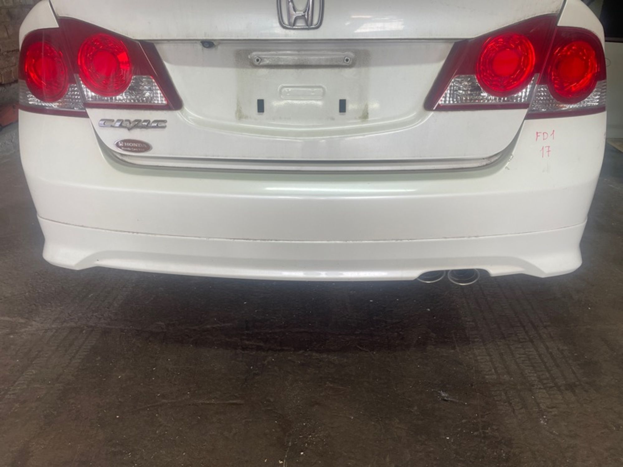 Бампер Honda Civic 2008 71501SNB000ZJ FD1 R18A1, задний