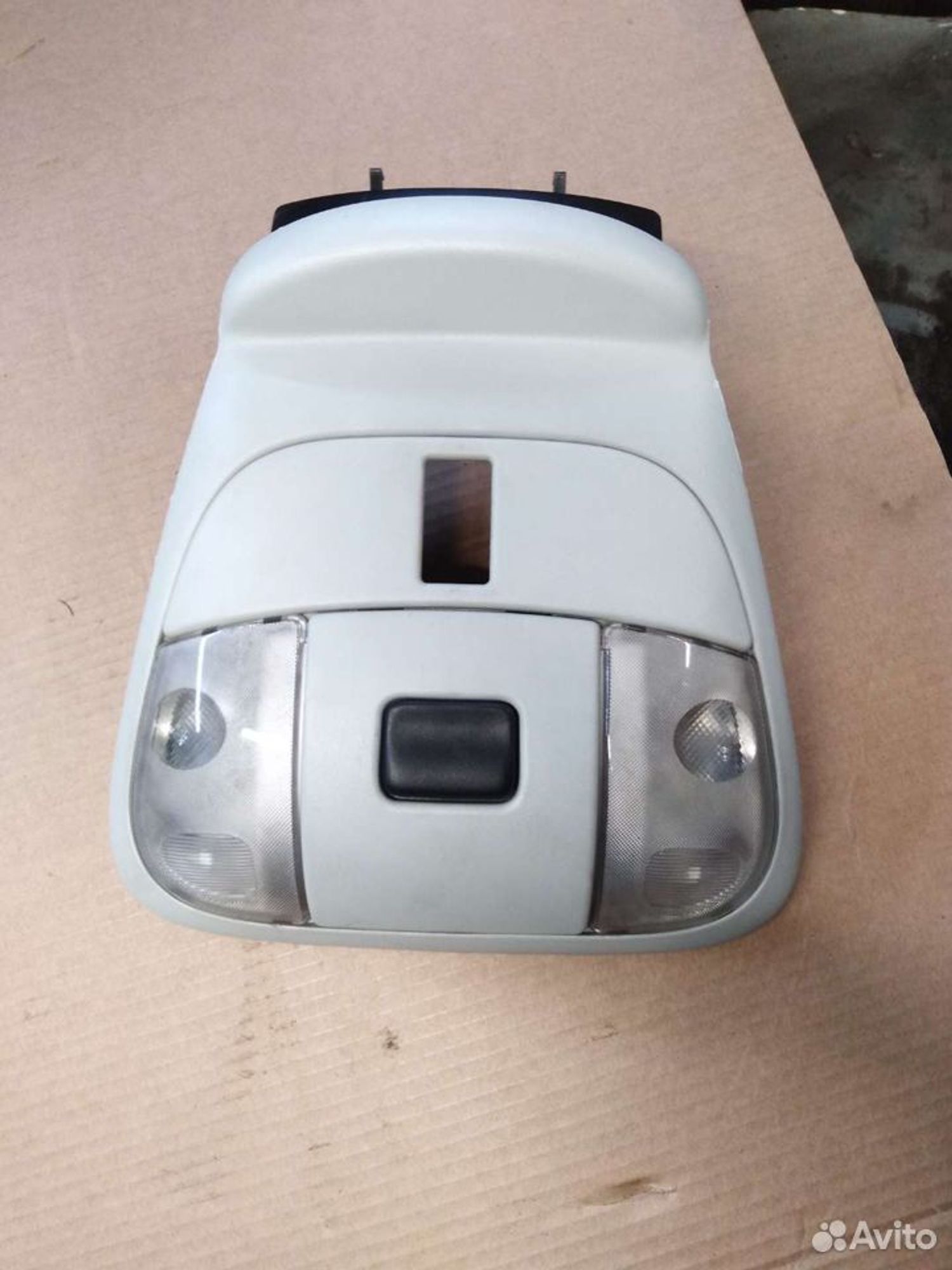 Центральный плафон освещения mercedes w163 ml320