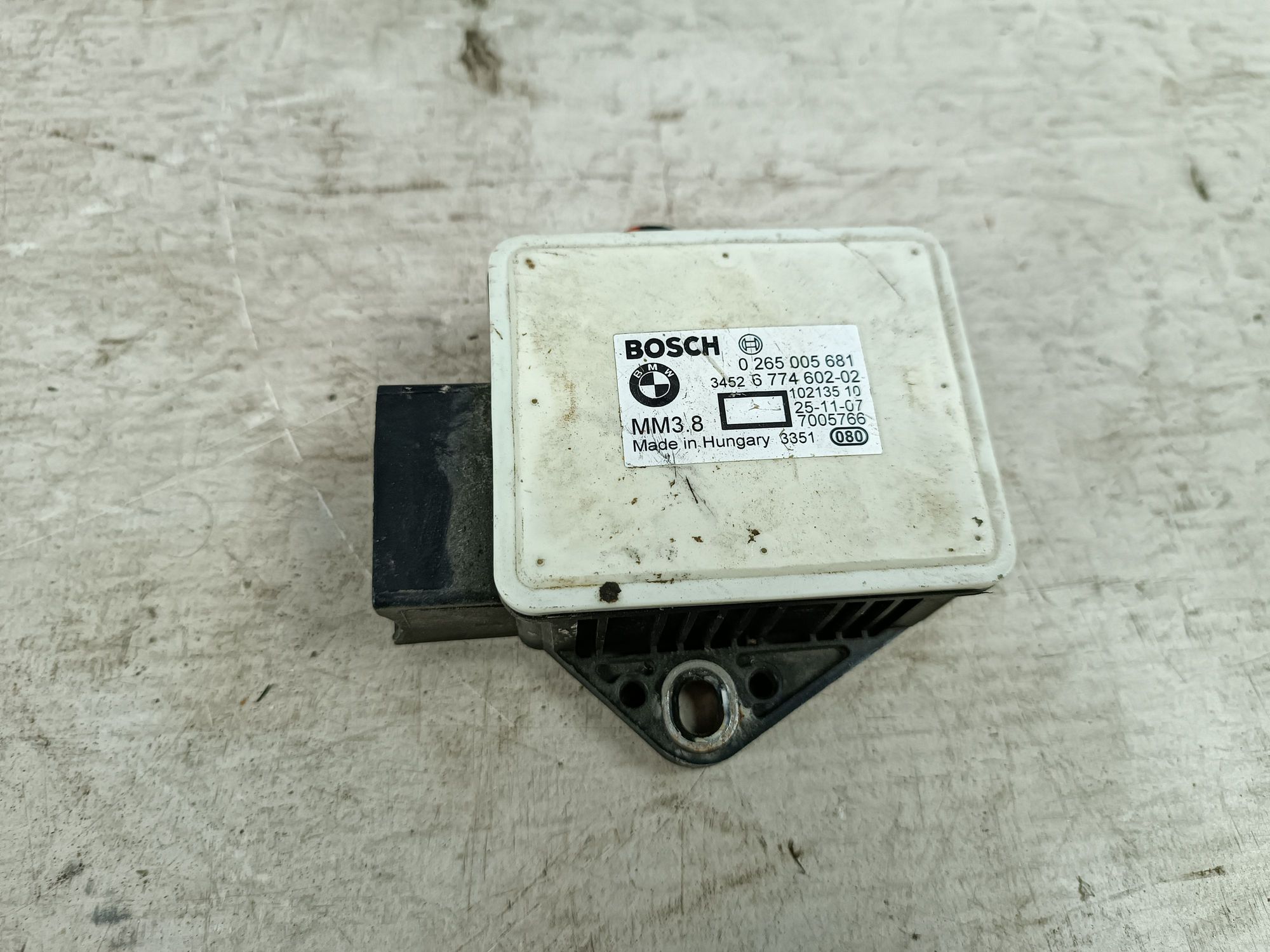 https://gcs.partsauto.market/rn-stockpro.appspot.com/thmbs/72ad5fba4727bffbc6ea9a8c61494201/parts/2dd29387-bf65-5ca0-9694-e7688979f89f_4de90424b8ff60b8109d4b4bfe8bfd9f.jpg