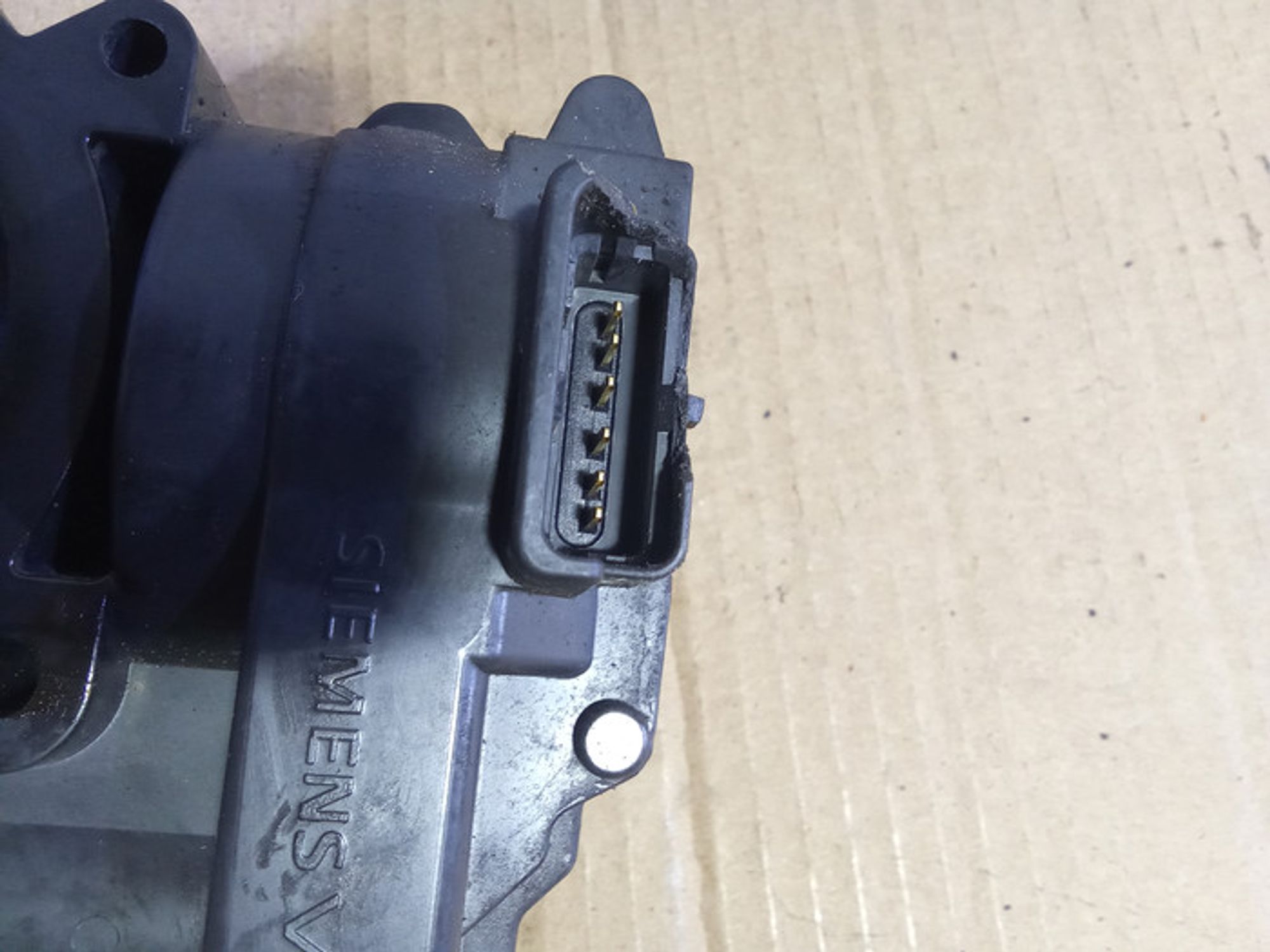 https://gcs.partsauto.market/rn-stockpro.appspot.com/thmbs/78ee0fb3787e2dce013ed29fc8a1120c/075df1e767e47bff4cb1c500670685ce/bb5a85d8d4cc84c6962da22ffefd71e7.jpg