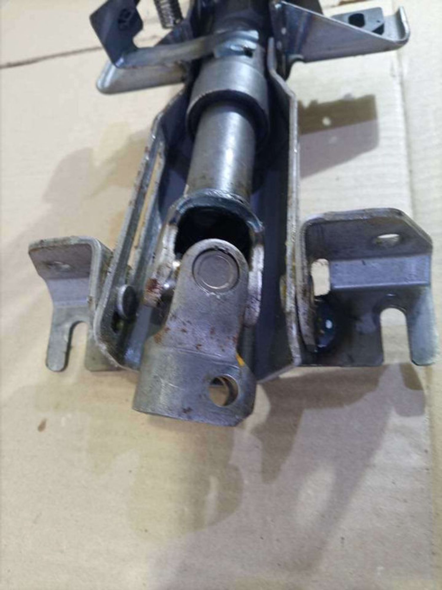 https://gcs.partsauto.market/rn-stockpro.appspot.com/thmbs/78ee0fb3787e2dce013ed29fc8a1120c/07691dd9642d6d38d585816a9035ae6d/9b621add7a61d9257dab0d00a1246802.jpg