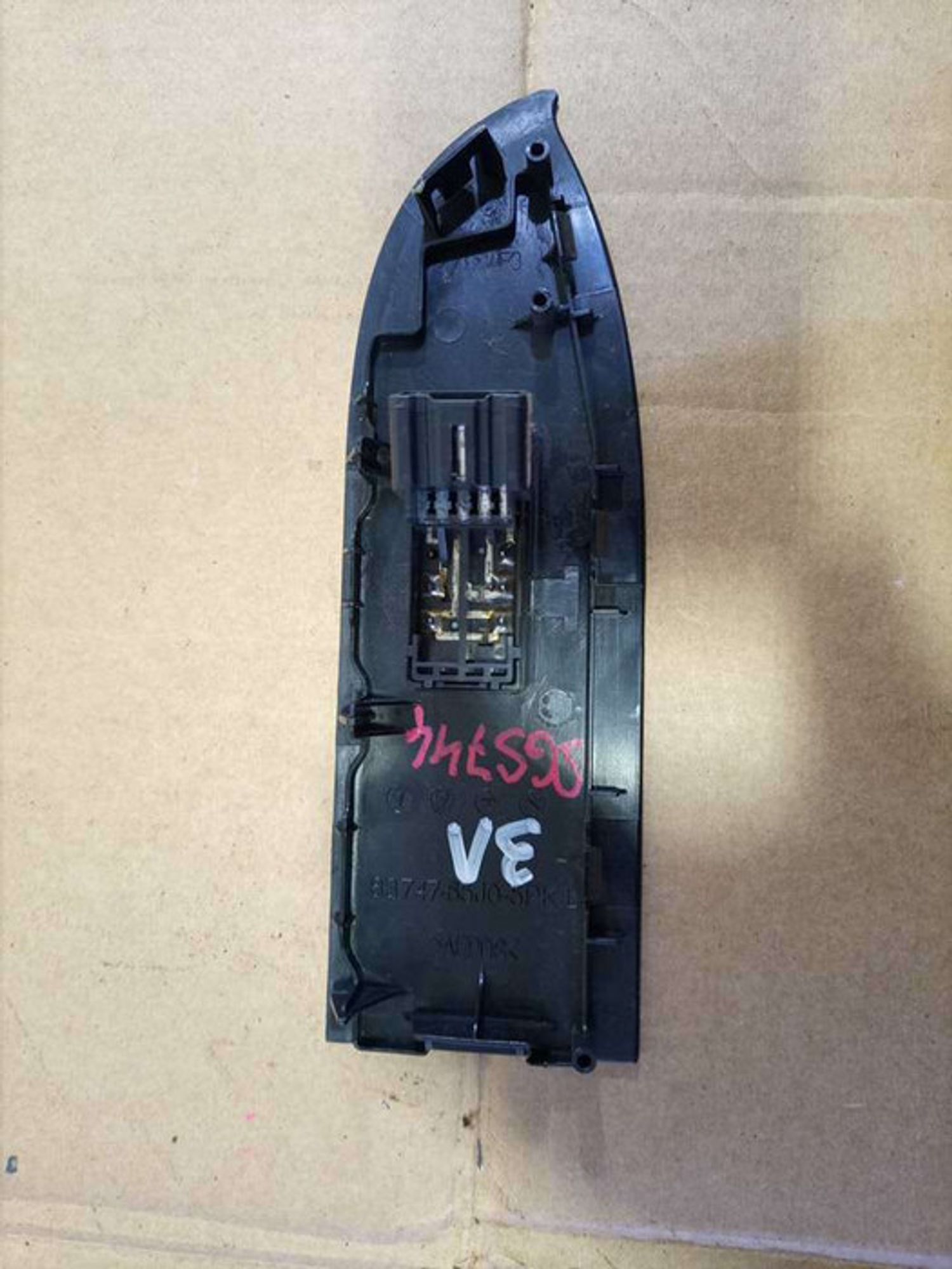 https://gcs.partsauto.market/rn-stockpro.appspot.com/thmbs/78ee0fb3787e2dce013ed29fc8a1120c/0fc84bb60e766f3023f3f2d012c666fc/30c1f804f830d82792cb461d89312481.jpg
