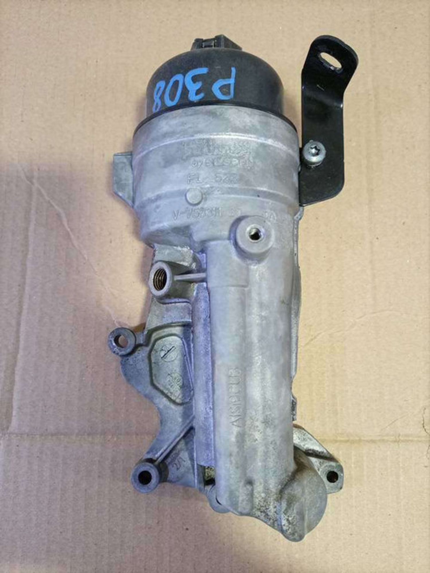 https://gcs.partsauto.market/rn-stockpro.appspot.com/thmbs/78ee0fb3787e2dce013ed29fc8a1120c/12924fec9a6c08f26738fe7821b3914d/4c368bbc71f12f36200e3631ec8f053c.jpg