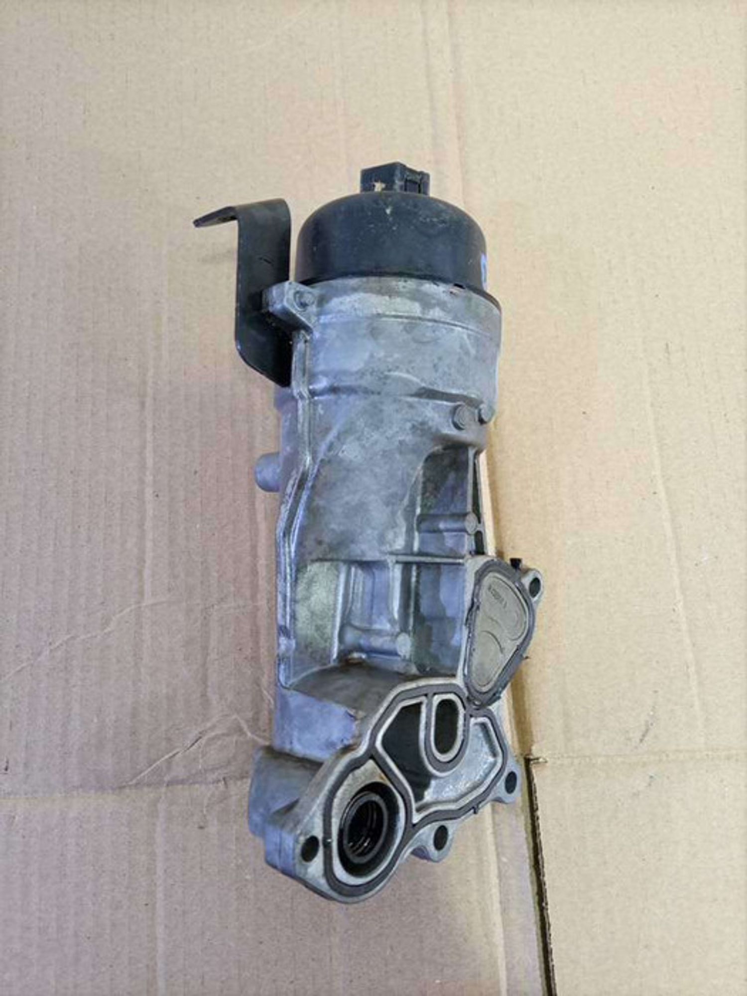 https://gcs.partsauto.market/rn-stockpro.appspot.com/thmbs/78ee0fb3787e2dce013ed29fc8a1120c/12924fec9a6c08f26738fe7821b3914d/5049e6254177ed09d4ed948aeb28c6ed.jpg