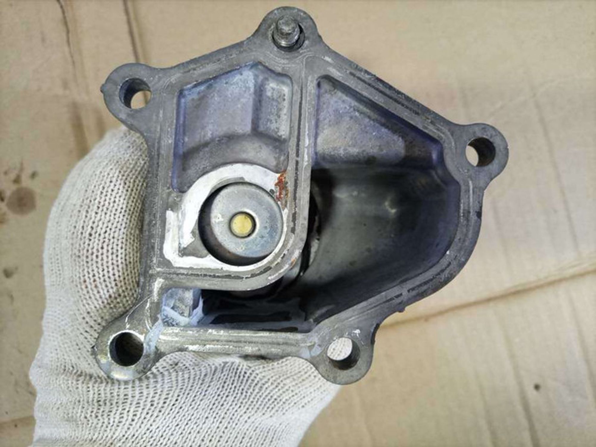 https://gcs.partsauto.market/rn-stockpro.appspot.com/thmbs/78ee0fb3787e2dce013ed29fc8a1120c/16b0314341ce1b689185671919e5aaa0/98d1e276f0dfcc572183346c8290bacf.jpg