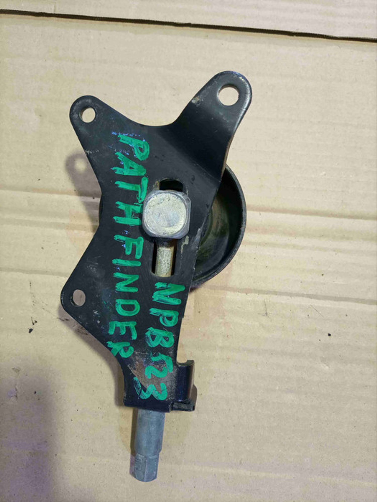 https://gcs.partsauto.market/rn-stockpro.appspot.com/thmbs/78ee0fb3787e2dce013ed29fc8a1120c/19bc307ece5d74be1c7382799207f3d5/6d0e0e2956d360a089030b2b7ad42414.jpg