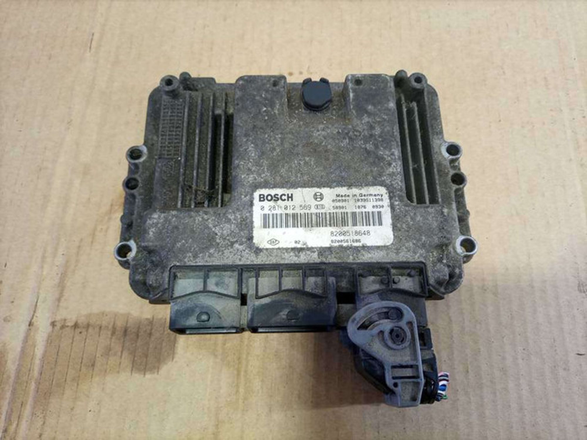 https://gcs.partsauto.market/rn-stockpro.appspot.com/thmbs/78ee0fb3787e2dce013ed29fc8a1120c/225c53e67e6b74ae4b5d85a1afcb5d5f/4300872b9886b7713f02d42f6550bebc.jpg