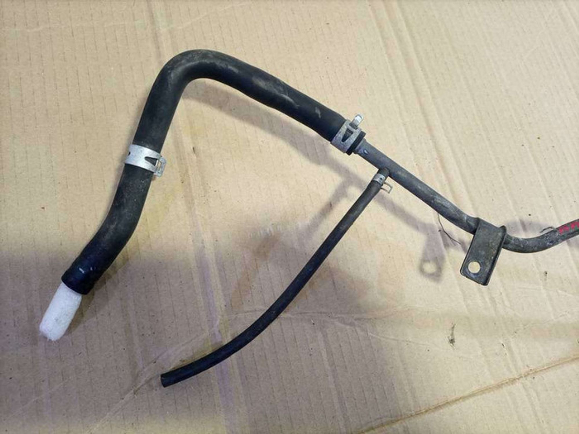 https://gcs.partsauto.market/rn-stockpro.appspot.com/thmbs/78ee0fb3787e2dce013ed29fc8a1120c/27142507ae83441b59a10bc57aeb746e/95a84b14a1705a1ba02d54c897272cc9.jpg