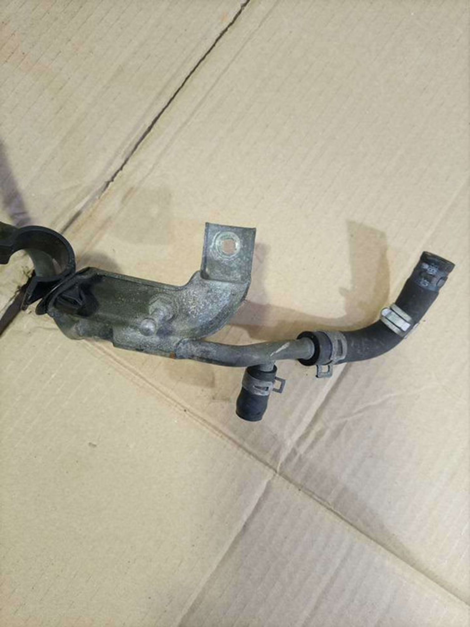https://gcs.partsauto.market/rn-stockpro.appspot.com/thmbs/78ee0fb3787e2dce013ed29fc8a1120c/27142507ae83441b59a10bc57aeb746e/a7679018487743598121bde8ffa058b3.jpg