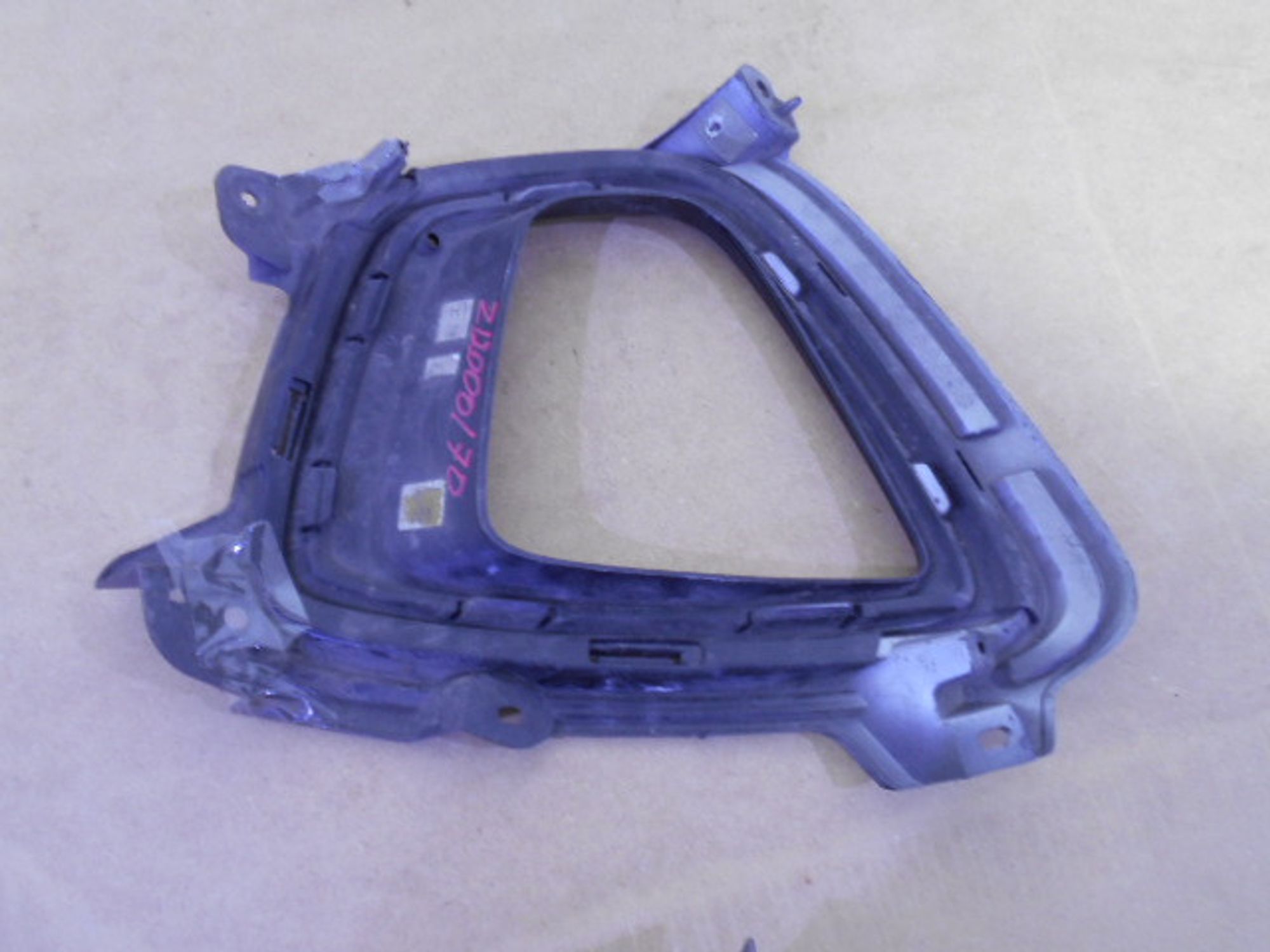 https://gcs.partsauto.market/rn-stockpro.appspot.com/thmbs/78ee0fb3787e2dce013ed29fc8a1120c/2ca16c413efe5f099ac35b1af3758aab/cdc011f94bc022ccfbd9c75246e3d9fb.jpg