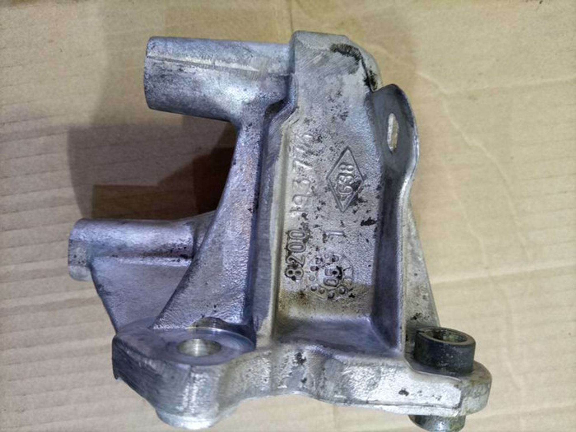 https://gcs.partsauto.market/rn-stockpro.appspot.com/thmbs/78ee0fb3787e2dce013ed29fc8a1120c/2d2ac62ecf9258415355d03290568daa/babaddacf3766d73418624c15cbe0f5a.jpg