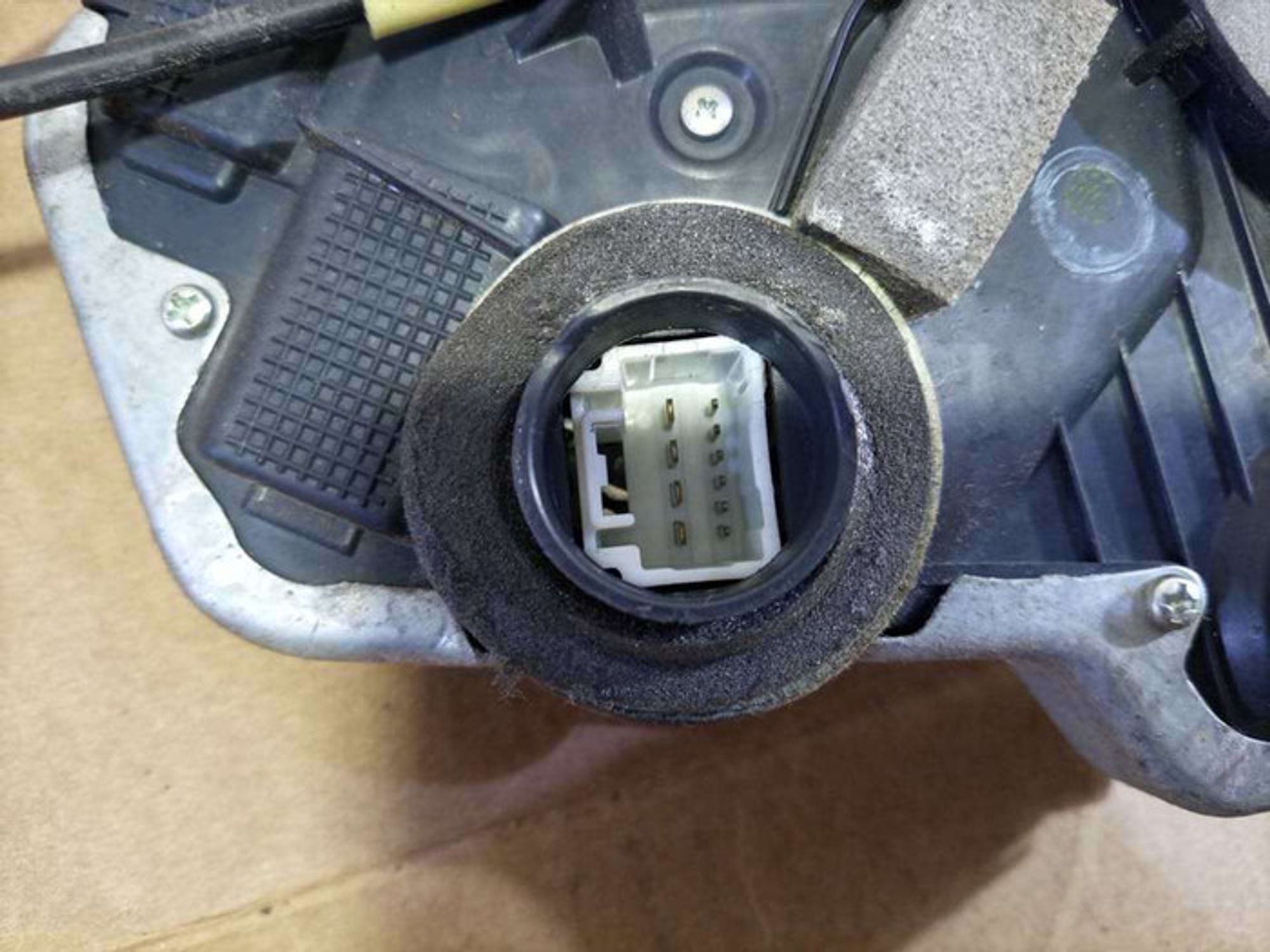 https://gcs.partsauto.market/rn-stockpro.appspot.com/thmbs/78ee0fb3787e2dce013ed29fc8a1120c/2f3720a9b740897338ab9b78e8f17e4e/18655a611d2919dca1cd8babc2056a15.jpg