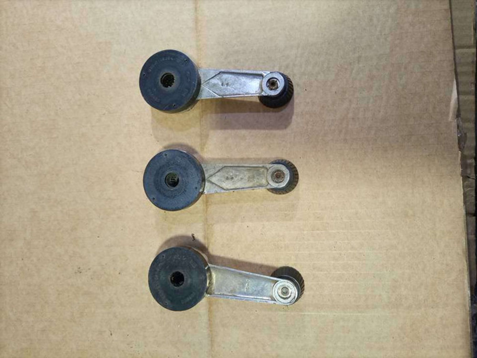 https://gcs.partsauto.market/rn-stockpro.appspot.com/thmbs/78ee0fb3787e2dce013ed29fc8a1120c/3ac3a49a02b425116903b7984f01a144/19b7ee372cd16866b6424992ac44a3a9.jpg