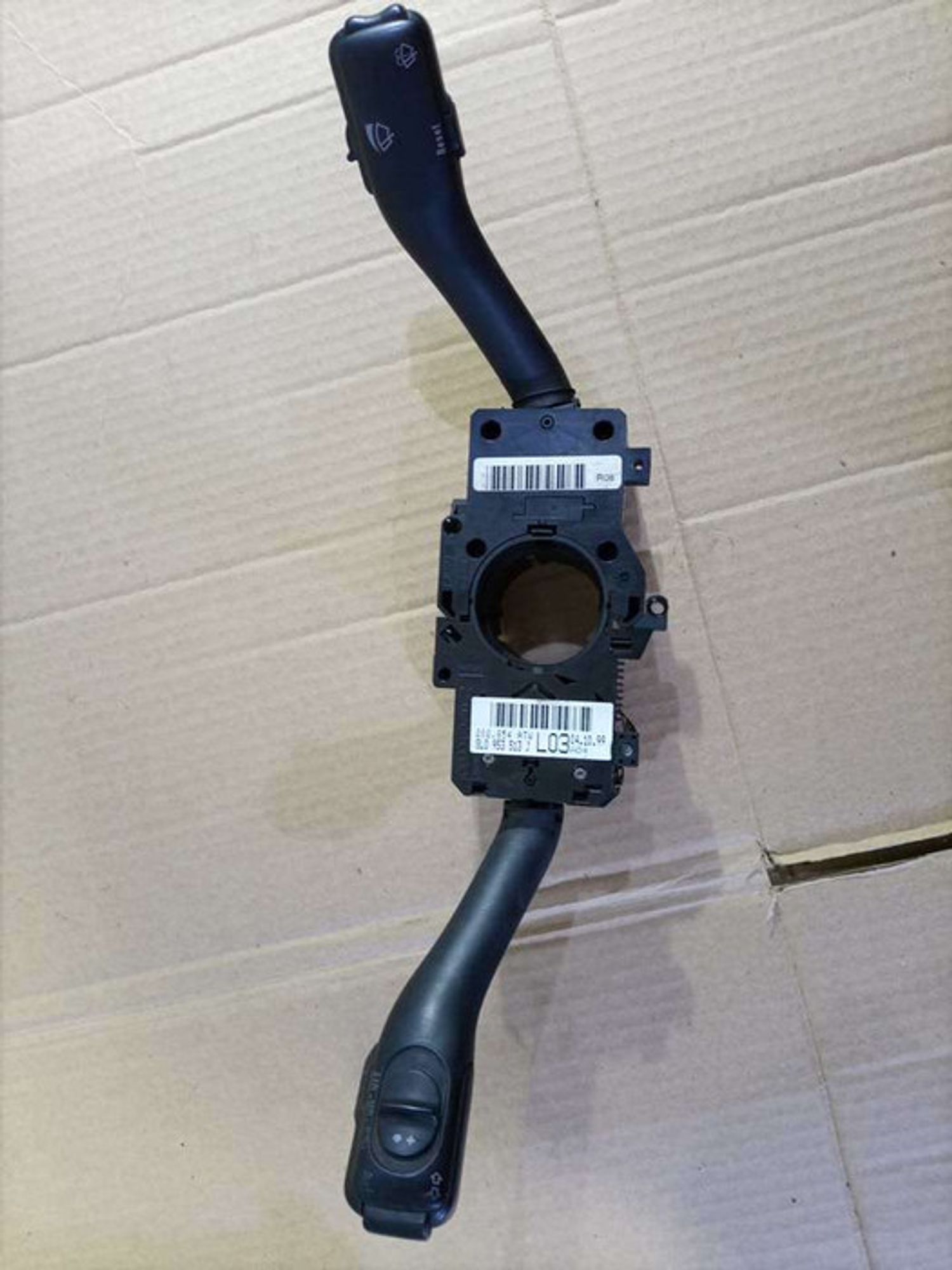 https://gcs.partsauto.market/rn-stockpro.appspot.com/thmbs/78ee0fb3787e2dce013ed29fc8a1120c/3b47c9cc7688c53b258c33cc824e8310/278c0f83f5b59d2e4b03a17ea0b64a6a.jpg