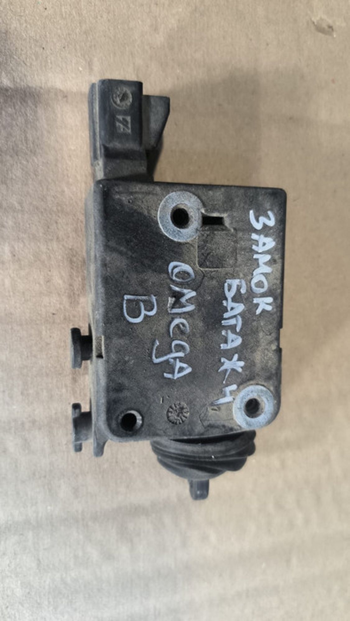 https://gcs.partsauto.market/rn-stockpro.appspot.com/thmbs/78ee0fb3787e2dce013ed29fc8a1120c/43f4f3ae504236980df346c94e2993ea/05fa6bc60a90242deceabe1f4359f3c4.jpg