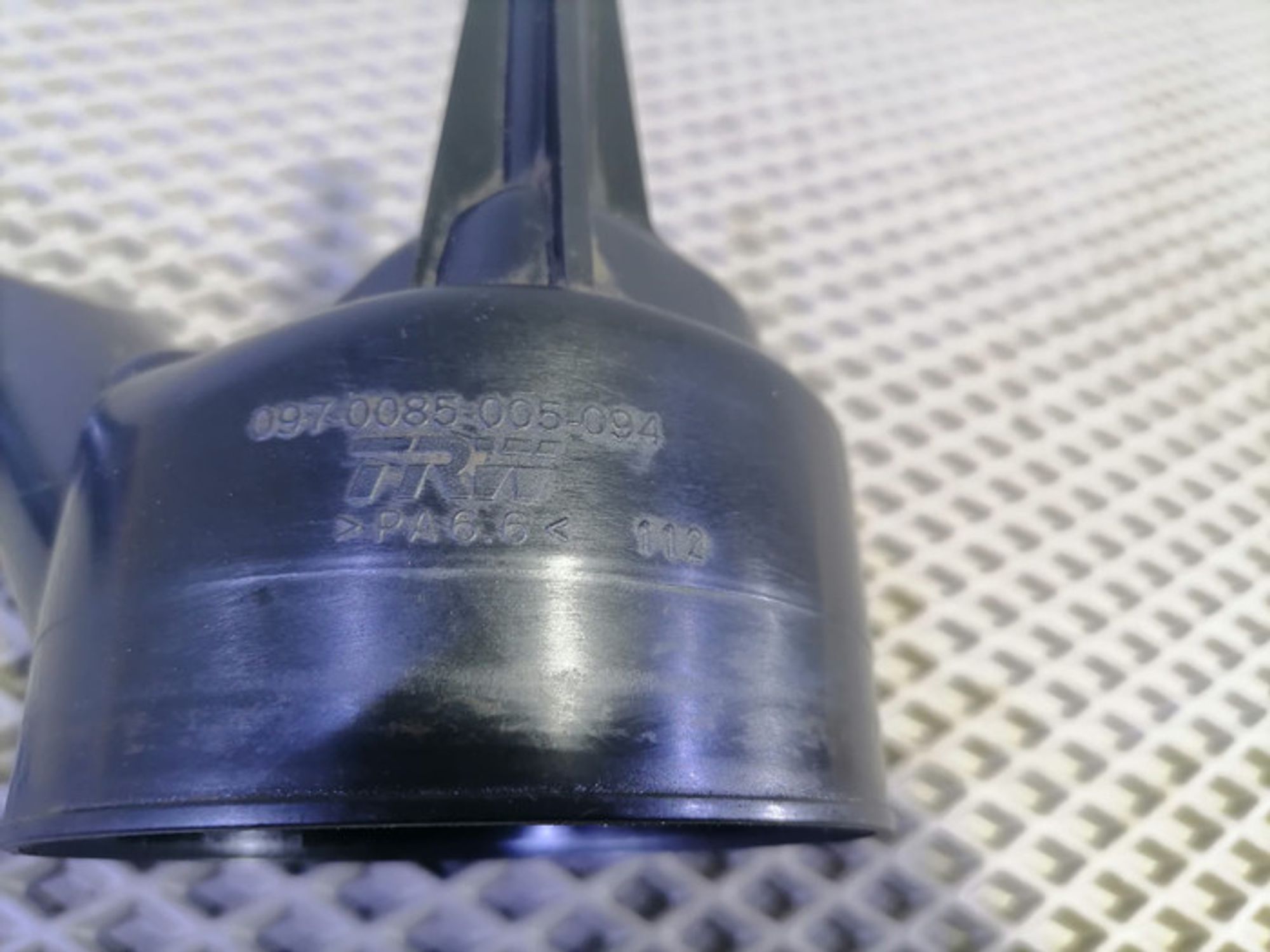 https://gcs.partsauto.market/rn-stockpro.appspot.com/thmbs/78ee0fb3787e2dce013ed29fc8a1120c/47c45f758b2bf60a65b23af921da882a/9fc5e61ba9d5c40e2a4379f81a9556ae.jpg