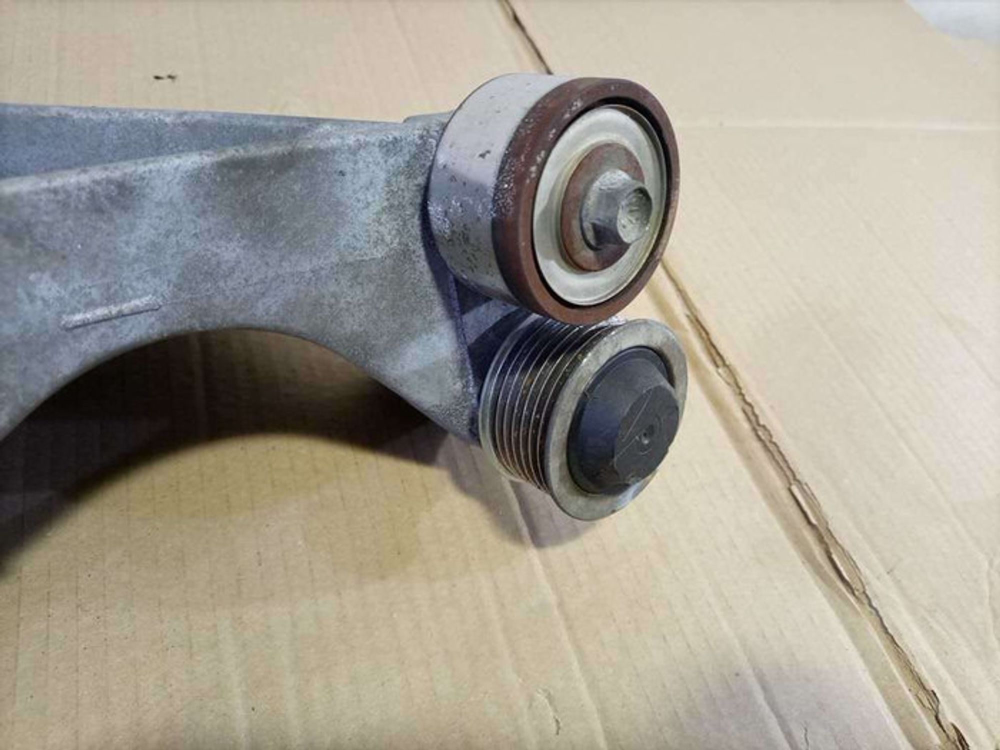 https://gcs.partsauto.market/rn-stockpro.appspot.com/thmbs/78ee0fb3787e2dce013ed29fc8a1120c/4bb2a7d9929d22d3fd7080a0b28243d0/4cdbc8b8ad481377a83608bb8b10cbb3.jpg
