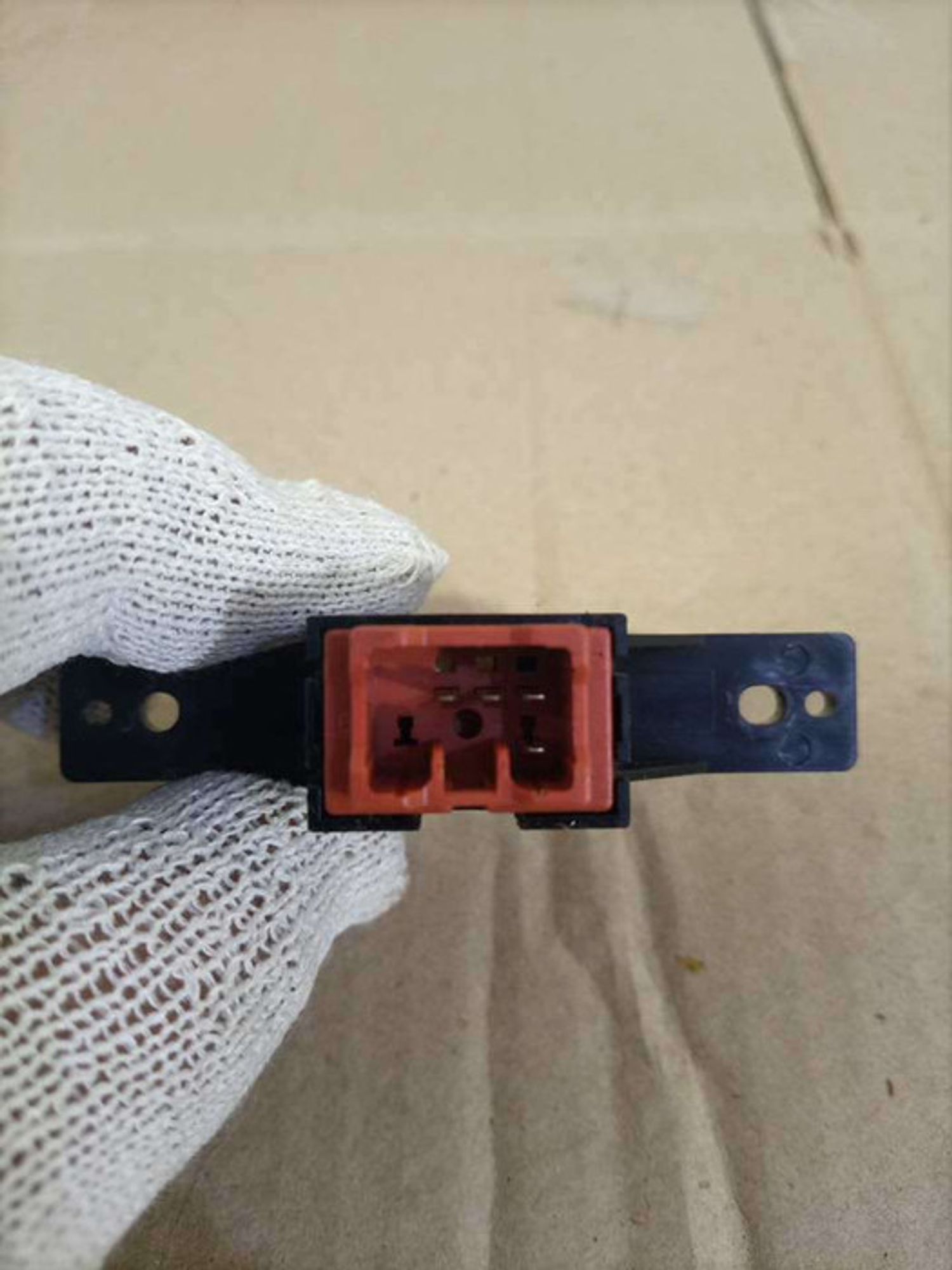 https://gcs.partsauto.market/rn-stockpro.appspot.com/thmbs/78ee0fb3787e2dce013ed29fc8a1120c/51cf17c40c7d2e0a0a363d0481156fe8/2b8acc7ec4c006d1aa8b50d8d037f118.jpg