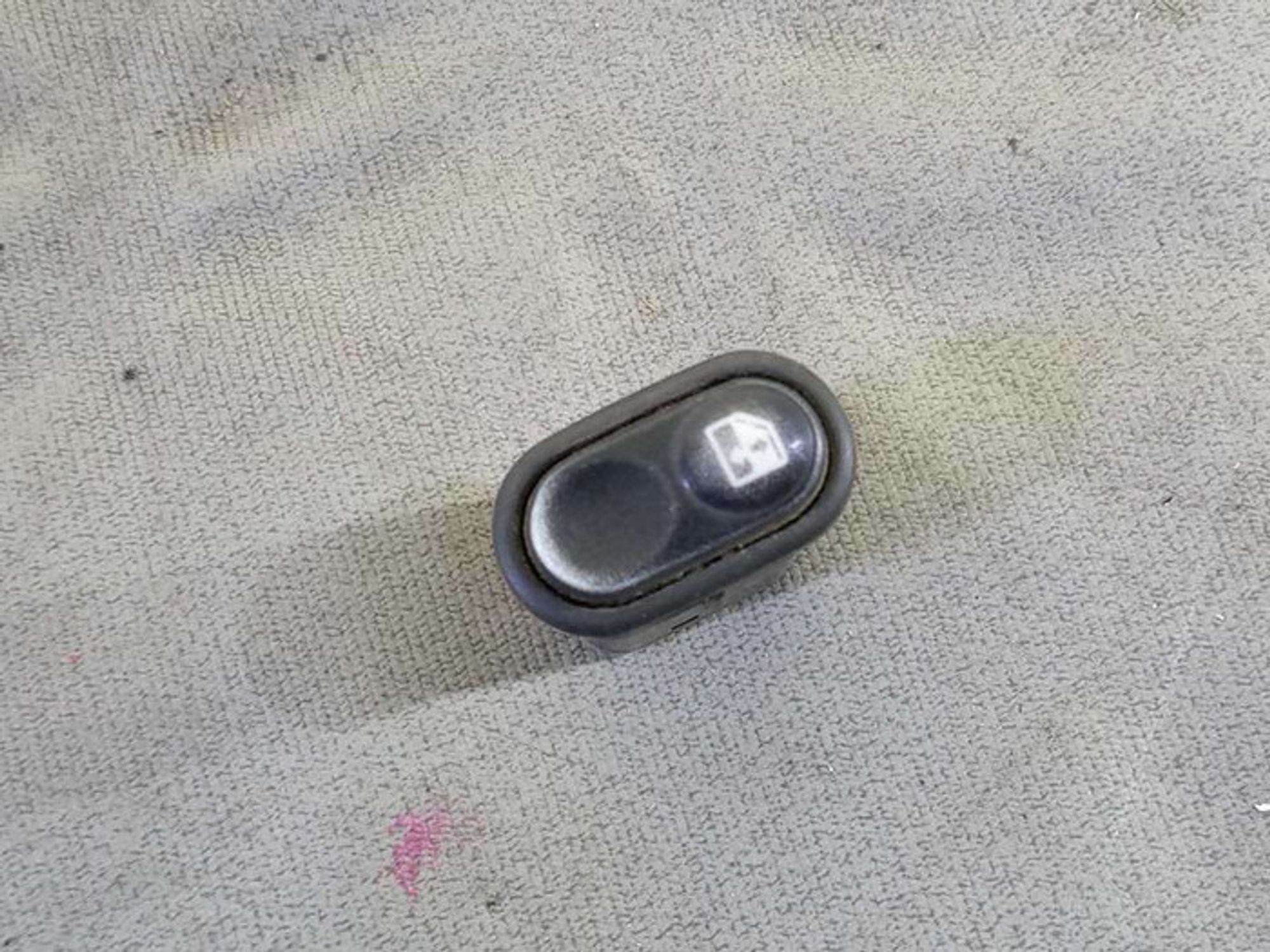https://gcs.partsauto.market/rn-stockpro.appspot.com/thmbs/78ee0fb3787e2dce013ed29fc8a1120c/54018ed6d1e5bf5a4bf263a6ee4d5804/15b6855b6133e96f73b8befad23570a8.jpg