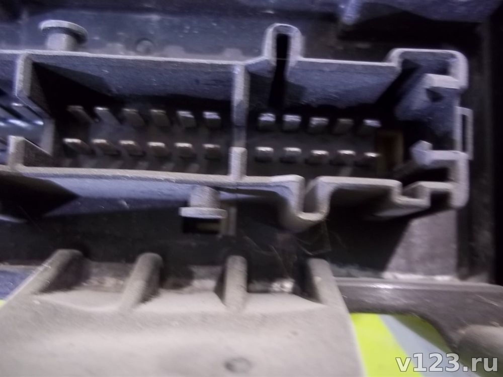 https://gcs.partsauto.market/rn-stockpro.appspot.com/thmbs/78ee0fb3787e2dce013ed29fc8a1120c/5b09e2df20319ffd0e3d163c80cda836/4d8da95de6f5d92a9adb6e646cd09ebd.jpg