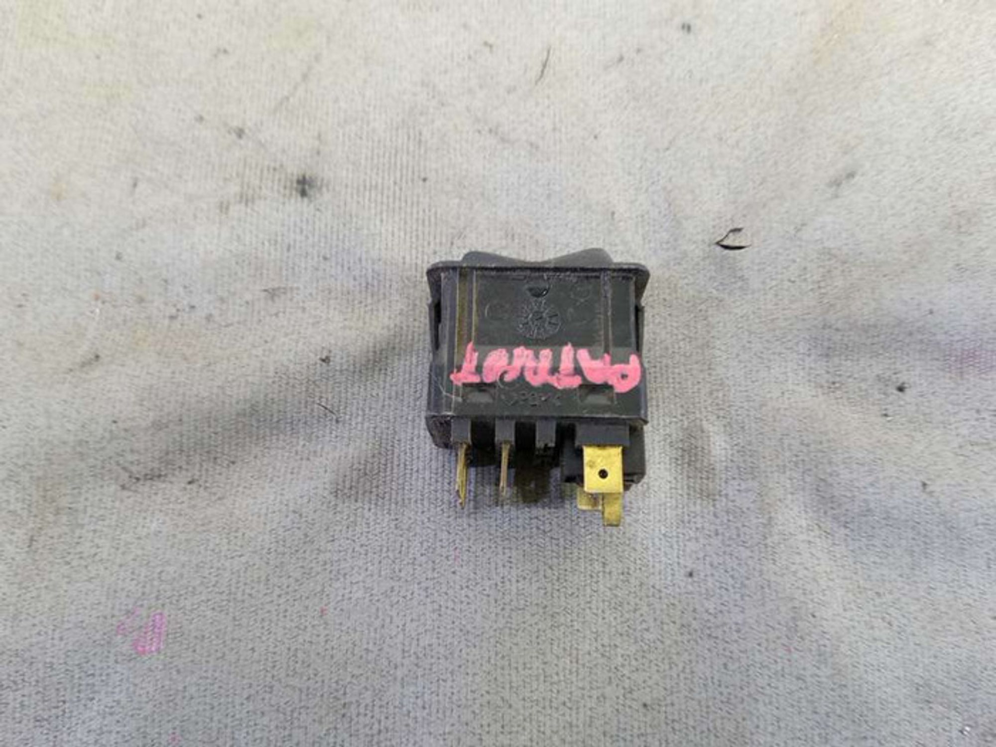 https://gcs.partsauto.market/rn-stockpro.appspot.com/thmbs/78ee0fb3787e2dce013ed29fc8a1120c/659297bc5a8002b653f0ac42879fe86f/b05c1167590d77a775c89d9f9387b46f.jpg