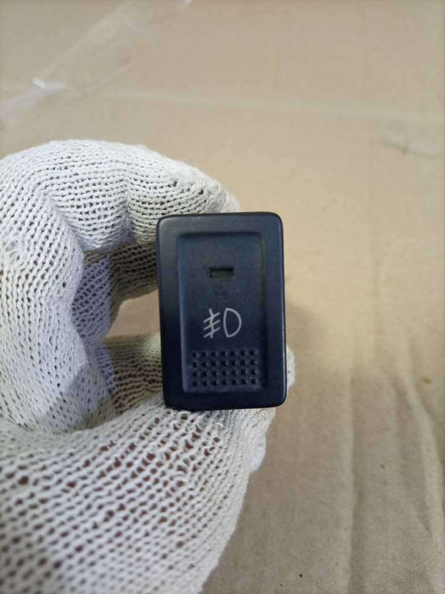 https://gcs.partsauto.market/rn-stockpro.appspot.com/thmbs/78ee0fb3787e2dce013ed29fc8a1120c/67a1ba91202d55c4c5470eb870a1ea0b/d0bb37d8733d5e93a6b3999ffdd124ba.jpg