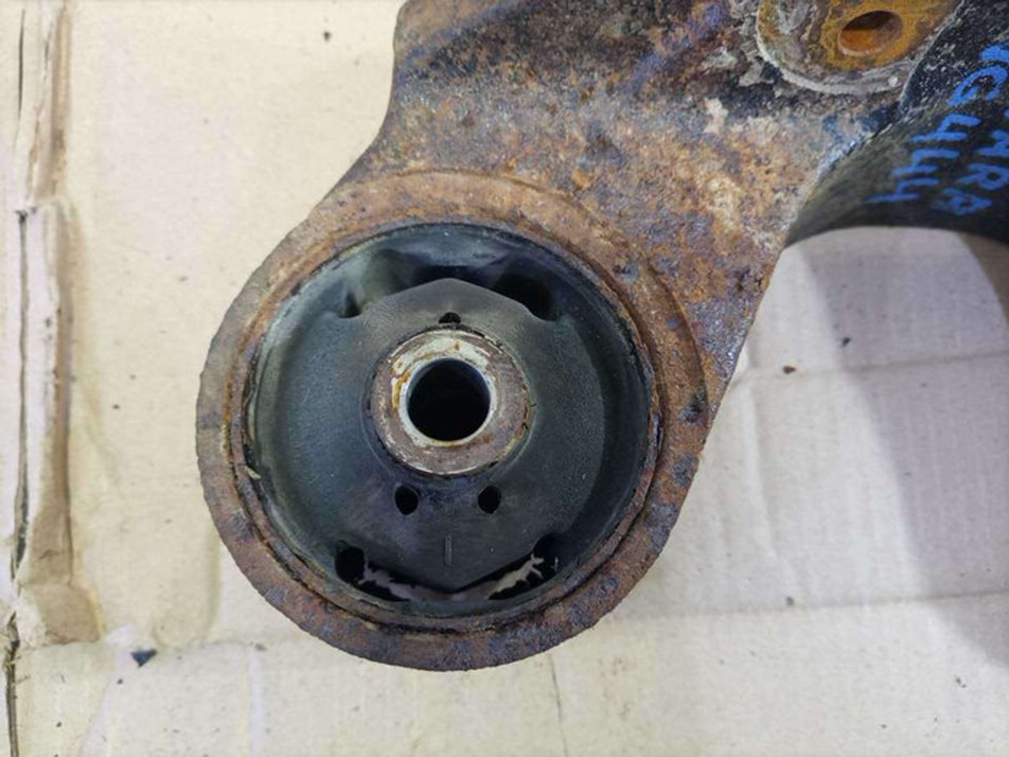 https://gcs.partsauto.market/rn-stockpro.appspot.com/thmbs/78ee0fb3787e2dce013ed29fc8a1120c/6830b0306b92313a04f7867e94706be5/52413b015f52b11b0e6e72d9a23f7623.jpg