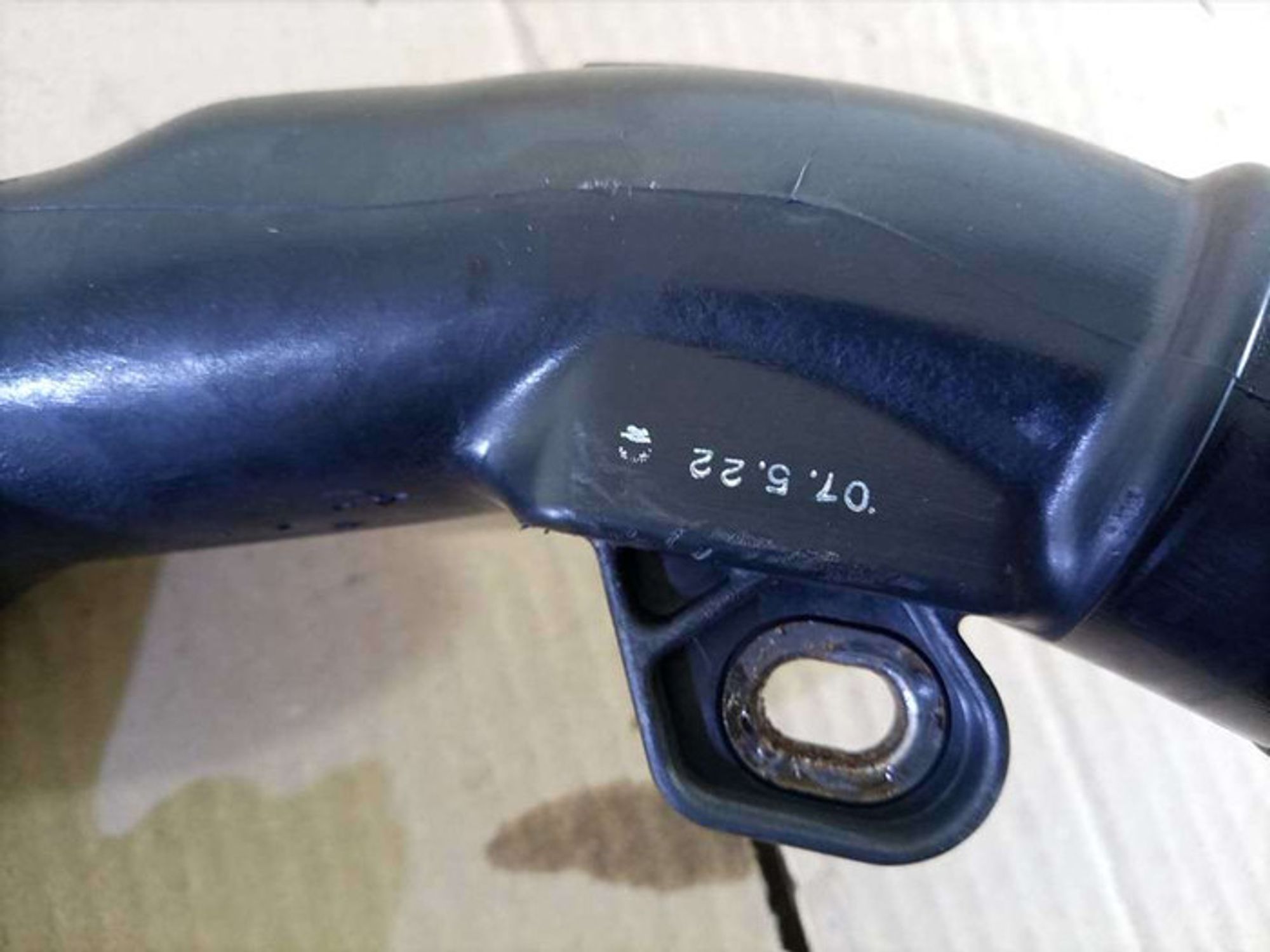 https://gcs.partsauto.market/rn-stockpro.appspot.com/thmbs/78ee0fb3787e2dce013ed29fc8a1120c/68f5b9383554fc5f87ec38db559e93fa/9d69abc382a37c90919b96aa19260fb4.jpg