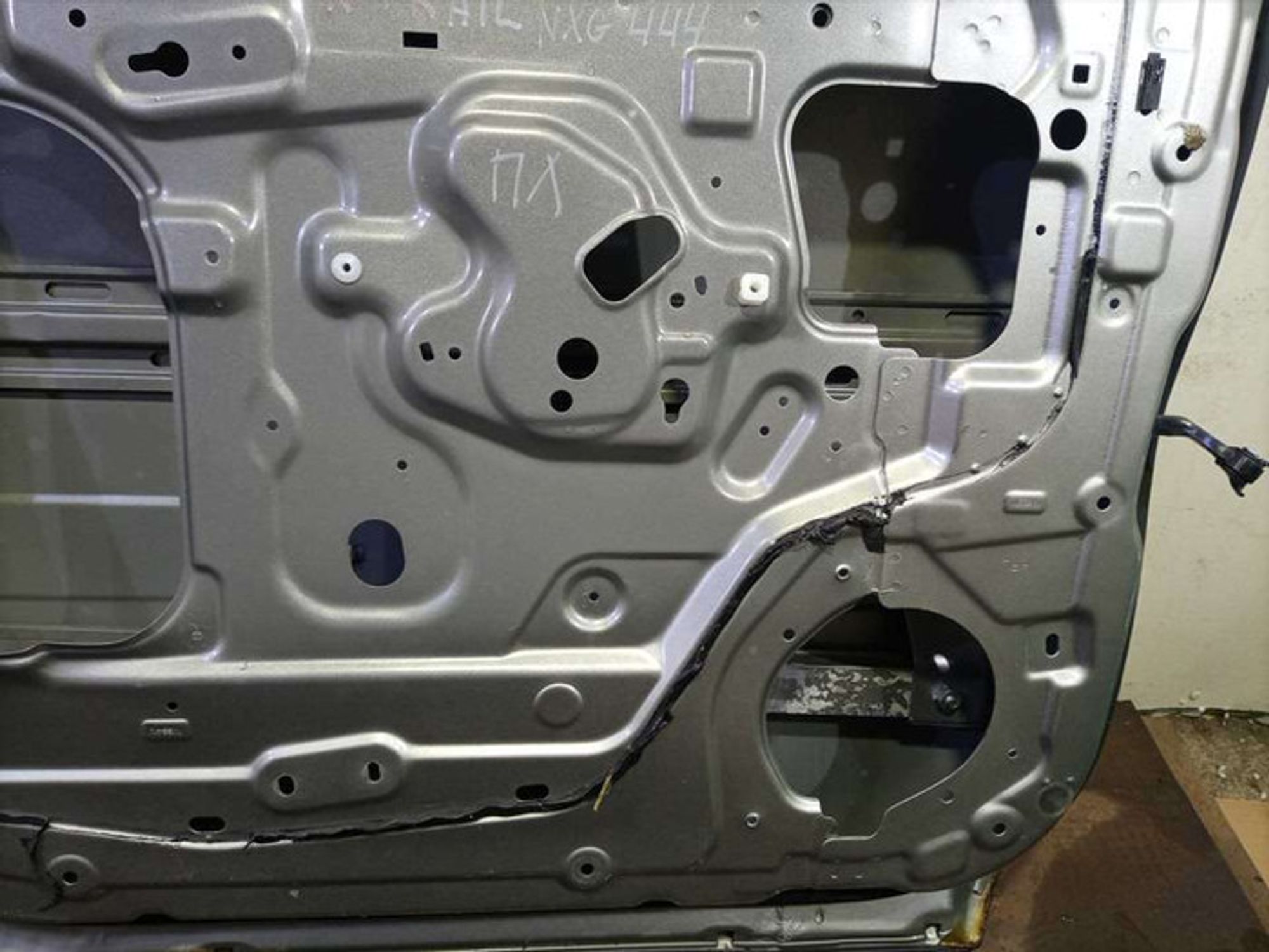 https://gcs.partsauto.market/rn-stockpro.appspot.com/thmbs/78ee0fb3787e2dce013ed29fc8a1120c/6fc6508d8081ee1db820c61507d61a0a/d1e7ce11915c8ca5670e811a86fd3262.jpg