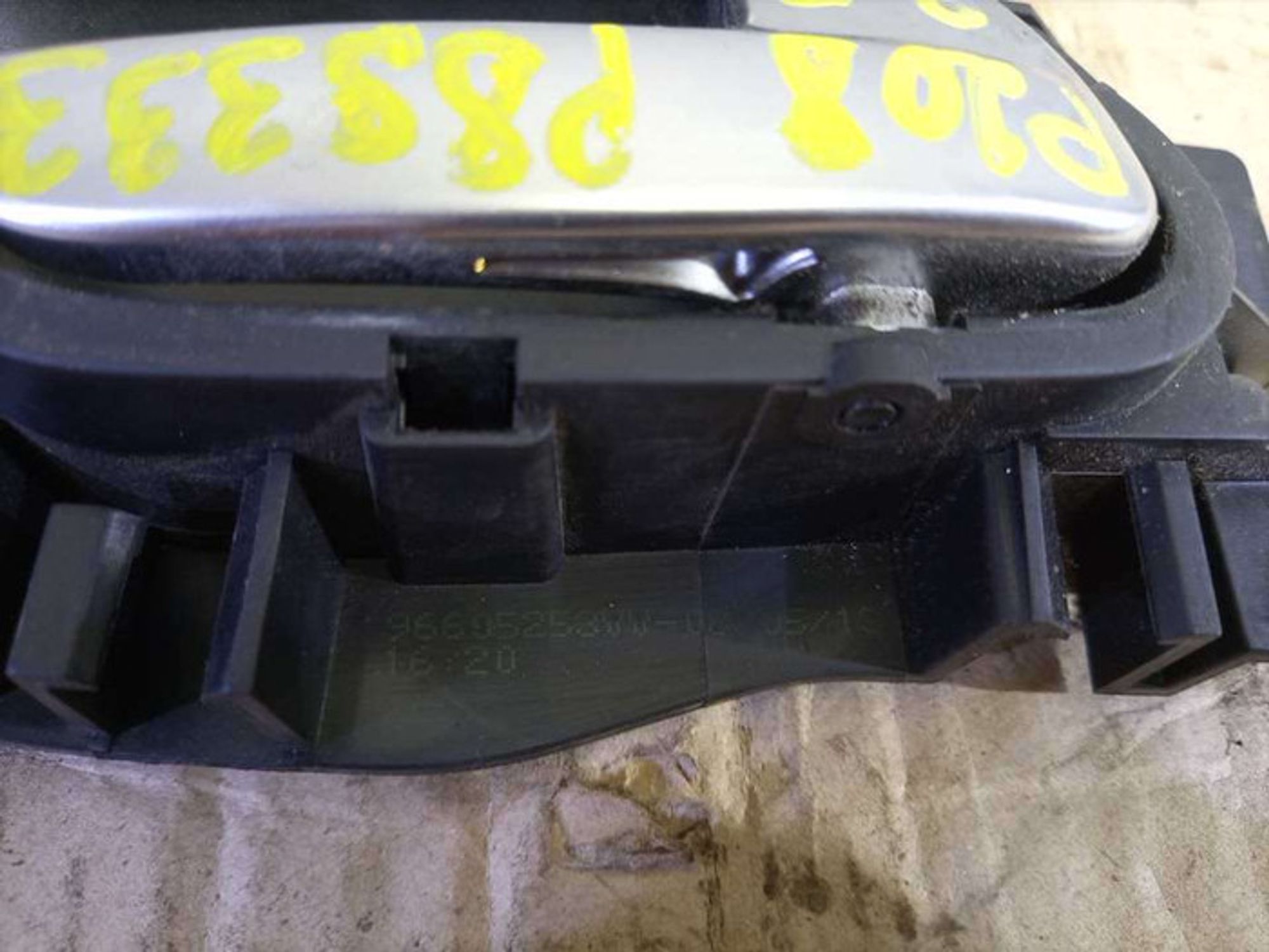 https://gcs.partsauto.market/rn-stockpro.appspot.com/thmbs/78ee0fb3787e2dce013ed29fc8a1120c/7941629e655b1ec815b7d209a7874e8a/d99da251b08609db0de3559a2ce0fdb9.jpg