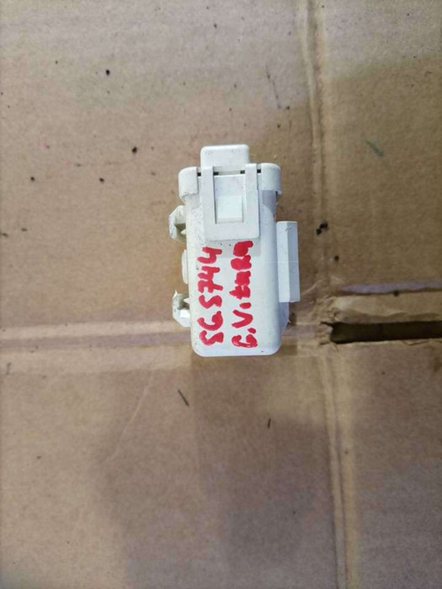 https://gcs.partsauto.market/rn-stockpro.appspot.com/thmbs/78ee0fb3787e2dce013ed29fc8a1120c/7ade70bf217b76bcde1793497cee7e1c/a3525d047b6f5e9651b29ff59a1301dc.jpg