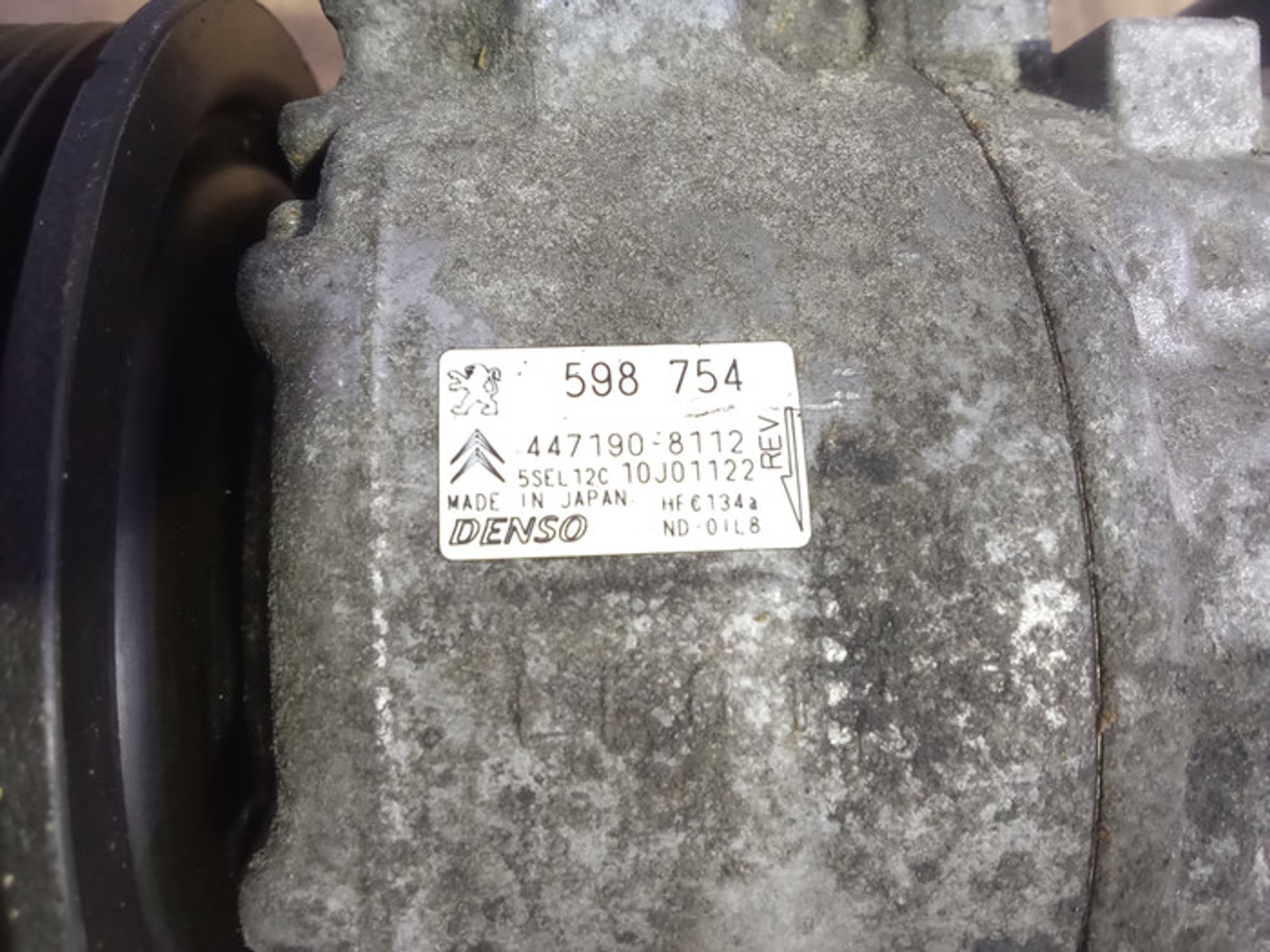 https://gcs.partsauto.market/rn-stockpro.appspot.com/thmbs/78ee0fb3787e2dce013ed29fc8a1120c/809aecbf9d0ee780a050b06b156f35d2/30ab86089896092fe1875a59b58d059a.jpg