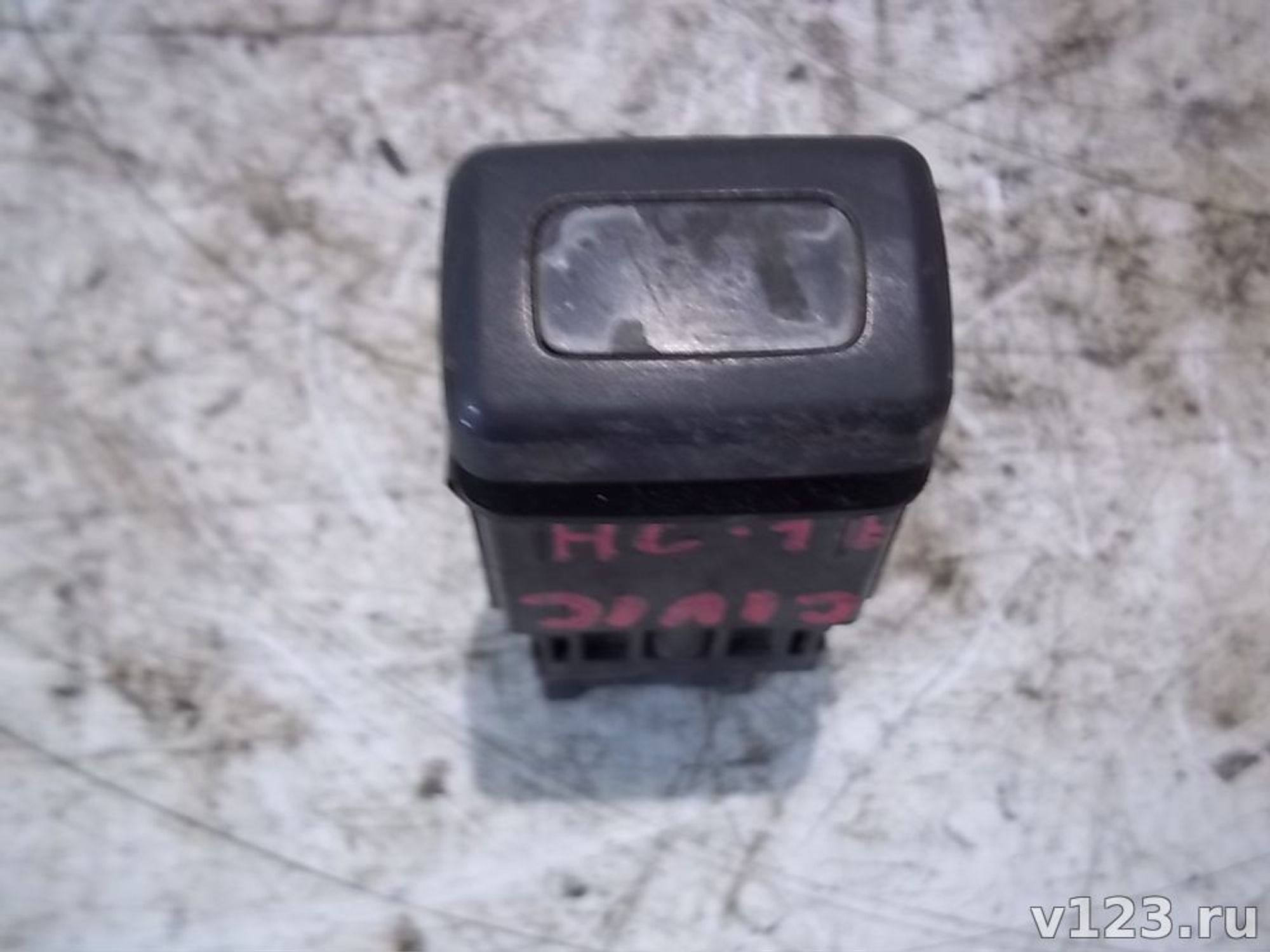 https://gcs.partsauto.market/rn-stockpro.appspot.com/thmbs/78ee0fb3787e2dce013ed29fc8a1120c/82cf9319345966992a225c5a6c9fa700/7f42f77dad1d0632dde81e273c6e2ae1.jpg