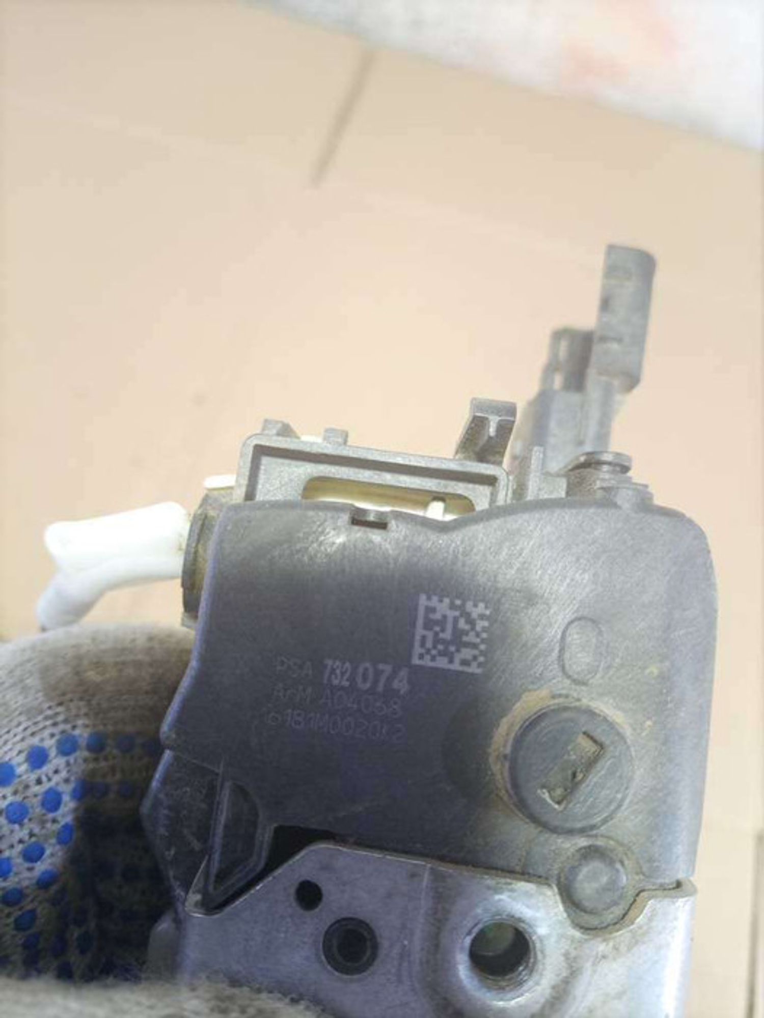 https://gcs.partsauto.market/rn-stockpro.appspot.com/thmbs/78ee0fb3787e2dce013ed29fc8a1120c/85e57cd199c03c13ee4ac811846ce0f6/41b83362131c9bf0905143e2ddd0fc5b.jpg