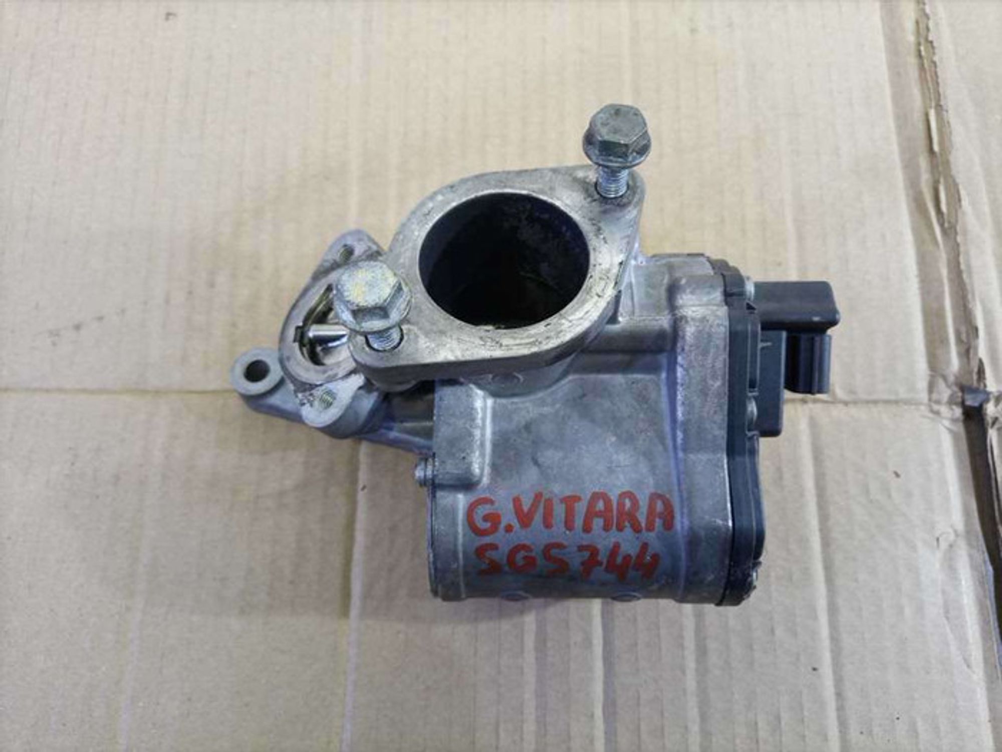 https://gcs.partsauto.market/rn-stockpro.appspot.com/thmbs/78ee0fb3787e2dce013ed29fc8a1120c/8669937e15167a2a9c8bb63586d22504/268702278e2f44f9f8fe364402f14a1c.jpg