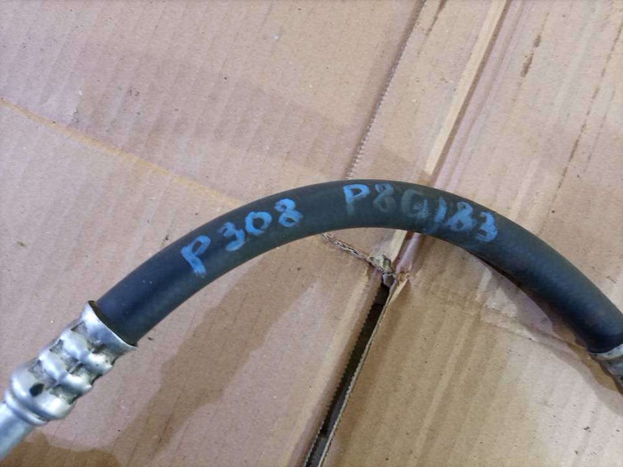 https://gcs.partsauto.market/rn-stockpro.appspot.com/thmbs/78ee0fb3787e2dce013ed29fc8a1120c/880b0ad51851509ffd4f886bb637a186/4a72e53f99637c4d269983911241178d.jpg