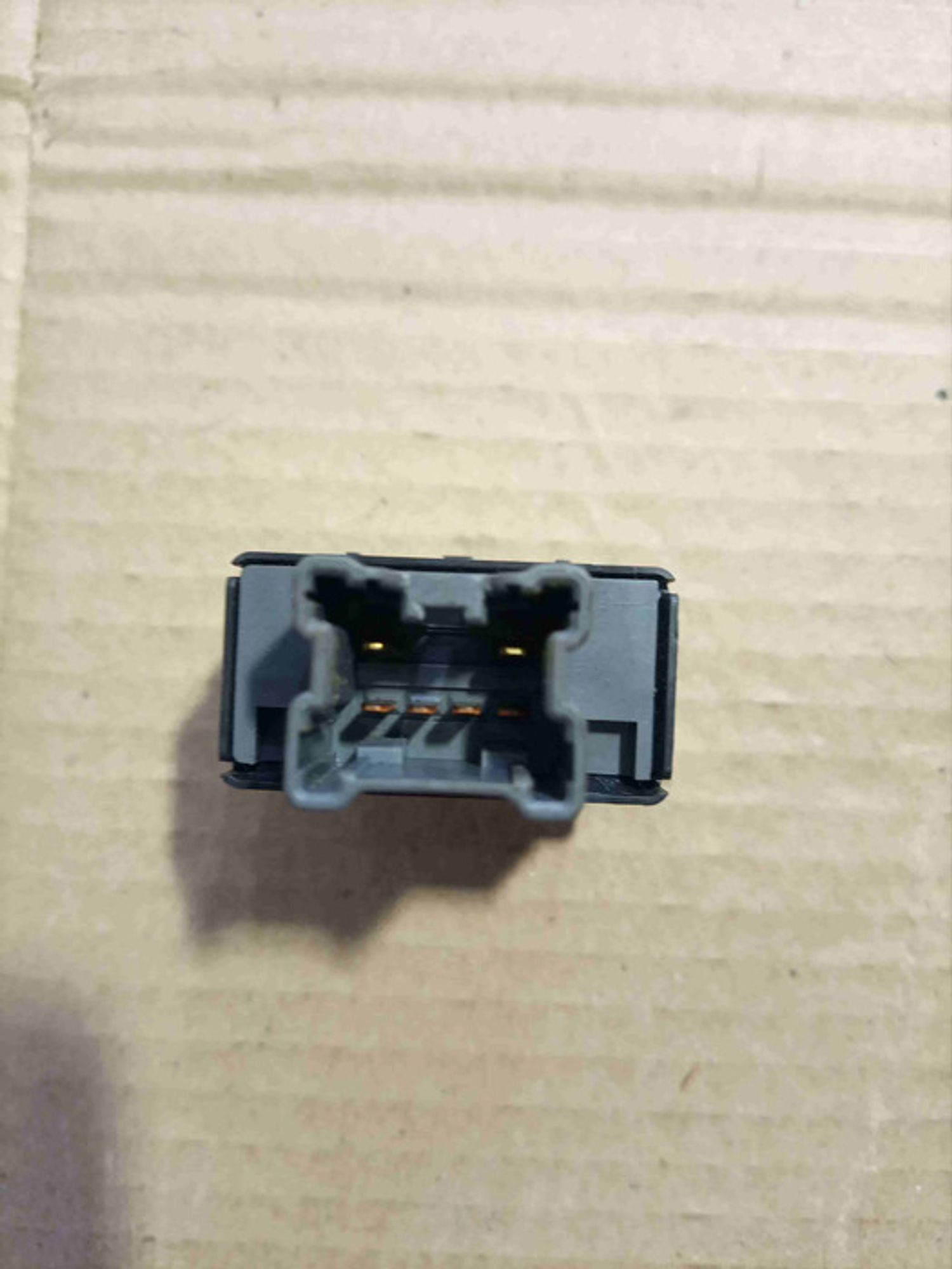 https://gcs.partsauto.market/rn-stockpro.appspot.com/thmbs/78ee0fb3787e2dce013ed29fc8a1120c/a26f82b2683b8ee48f6e4bd783394468/e14981fd829bcb38399a4fa1a2b7438c.jpg