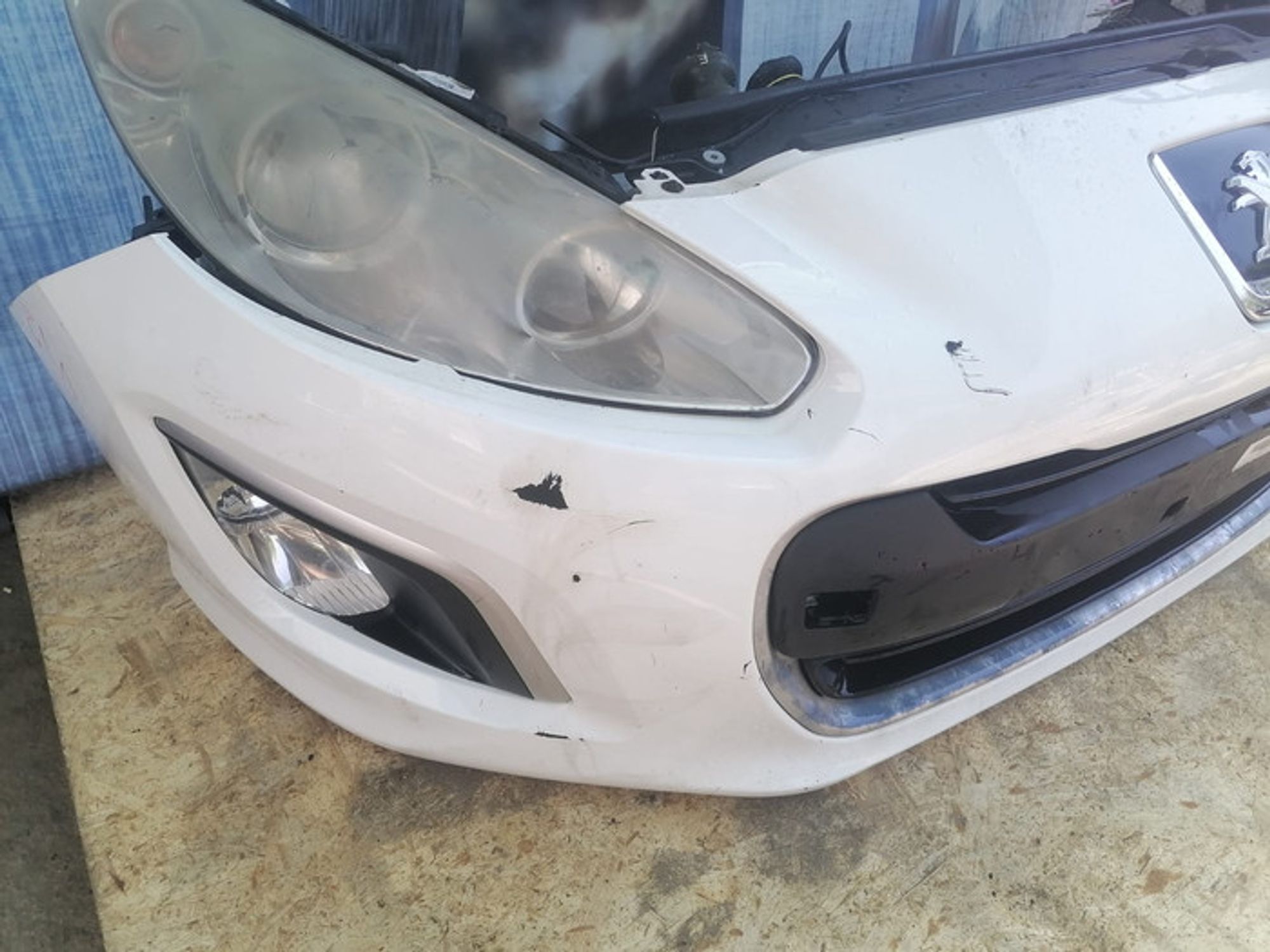 https://gcs.partsauto.market/rn-stockpro.appspot.com/thmbs/78ee0fb3787e2dce013ed29fc8a1120c/a57b43dd60c0b85685c984971b2bbae3/28aed28f61465d596aff96e496f05fe9.jpg