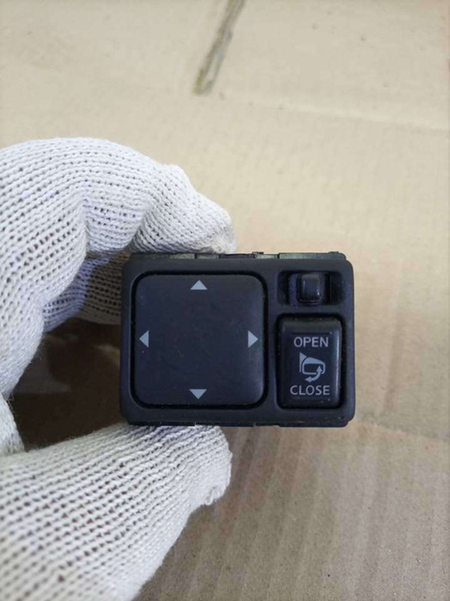 https://gcs.partsauto.market/rn-stockpro.appspot.com/thmbs/78ee0fb3787e2dce013ed29fc8a1120c/ac8365c0c867412bdfd4728c32f9fd7d/456a0e29a46e2abb65a27883d0e80ecd.jpg