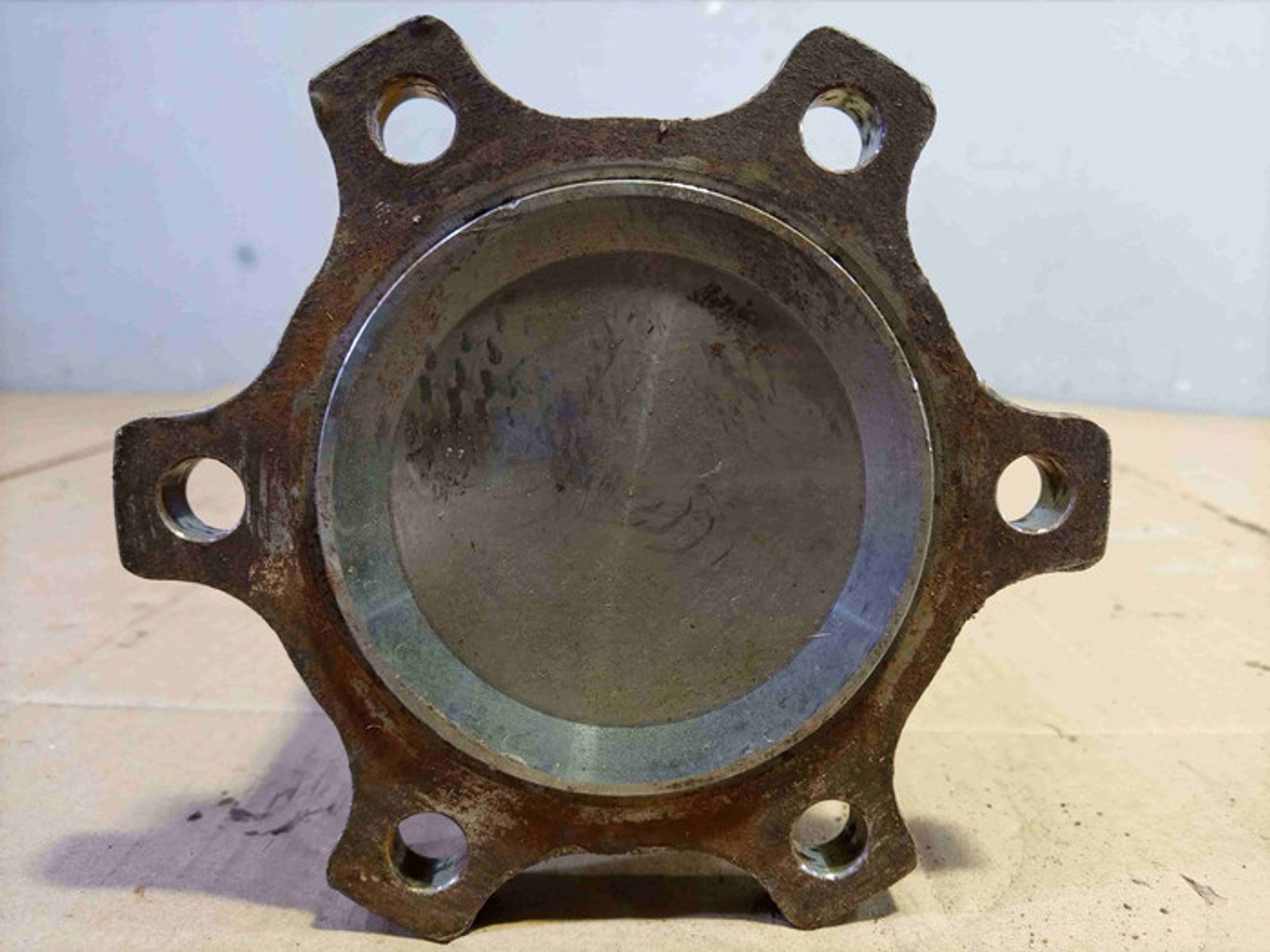 https://gcs.partsauto.market/rn-stockpro.appspot.com/thmbs/78ee0fb3787e2dce013ed29fc8a1120c/acf9ef6de2975402dc35a8ec893dad18/acc8bcbabdd658df00edf5bd3fe34064.jpg