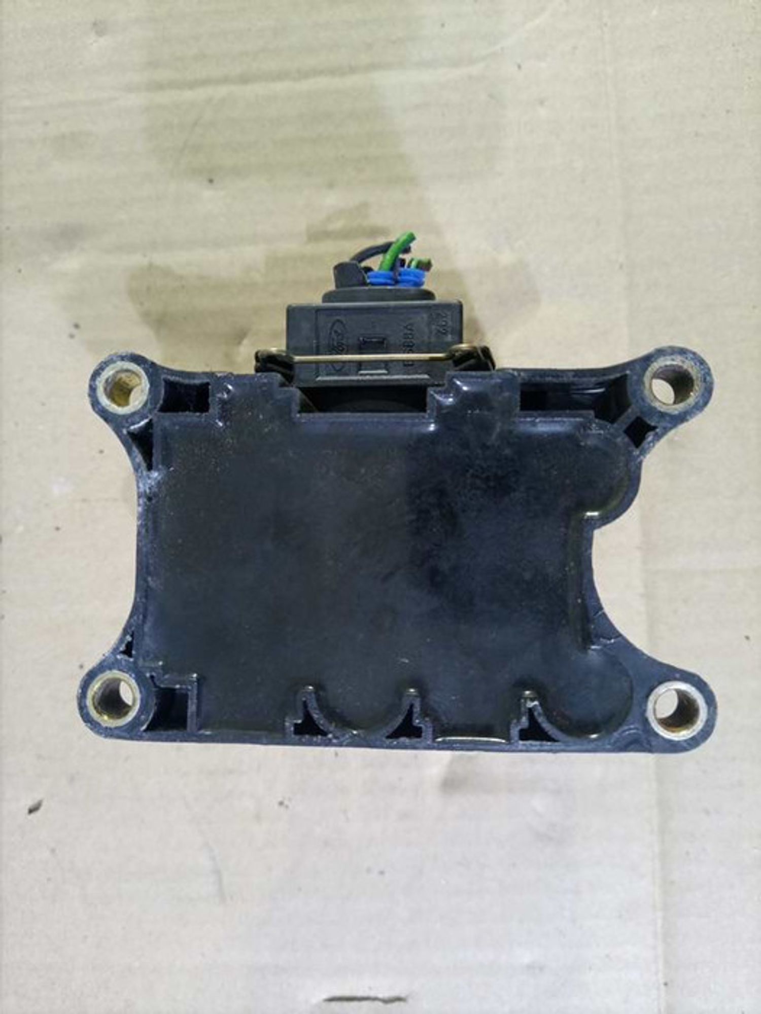 https://gcs.partsauto.market/rn-stockpro.appspot.com/thmbs/78ee0fb3787e2dce013ed29fc8a1120c/af128325119c151db9778e098c132e3b/d21950fc4be91d92572a562889d9bc36.jpg