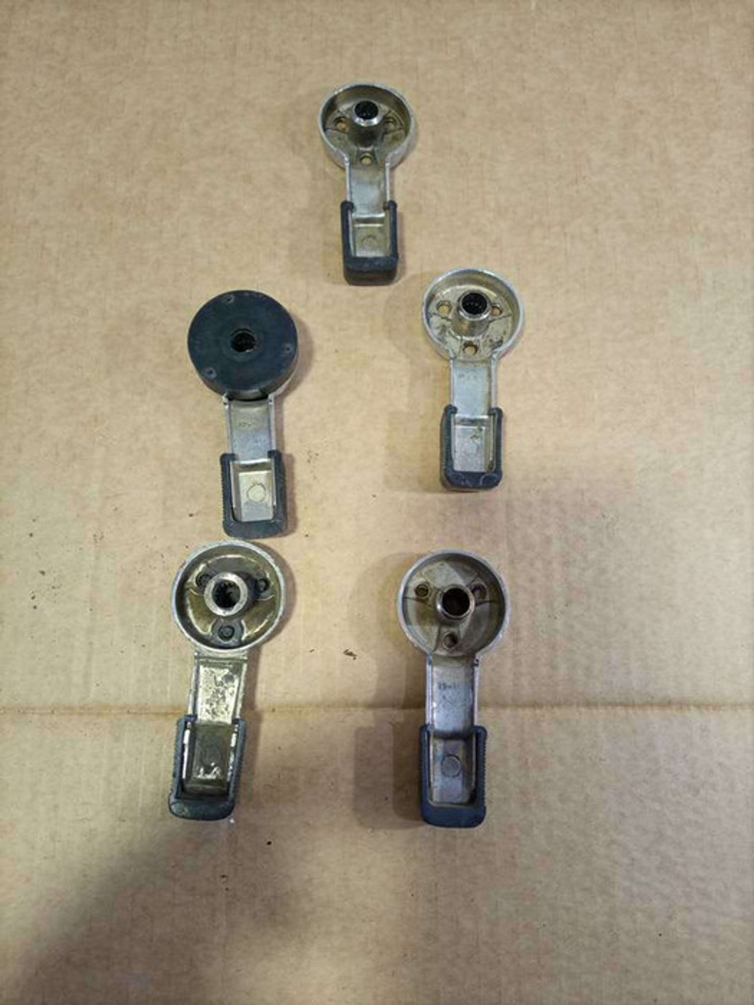 https://gcs.partsauto.market/rn-stockpro.appspot.com/thmbs/78ee0fb3787e2dce013ed29fc8a1120c/b0e1494dfe32b2a8f13316d6ce371a63/d05224d0793b2eca8a0c17d2711b8479.jpg