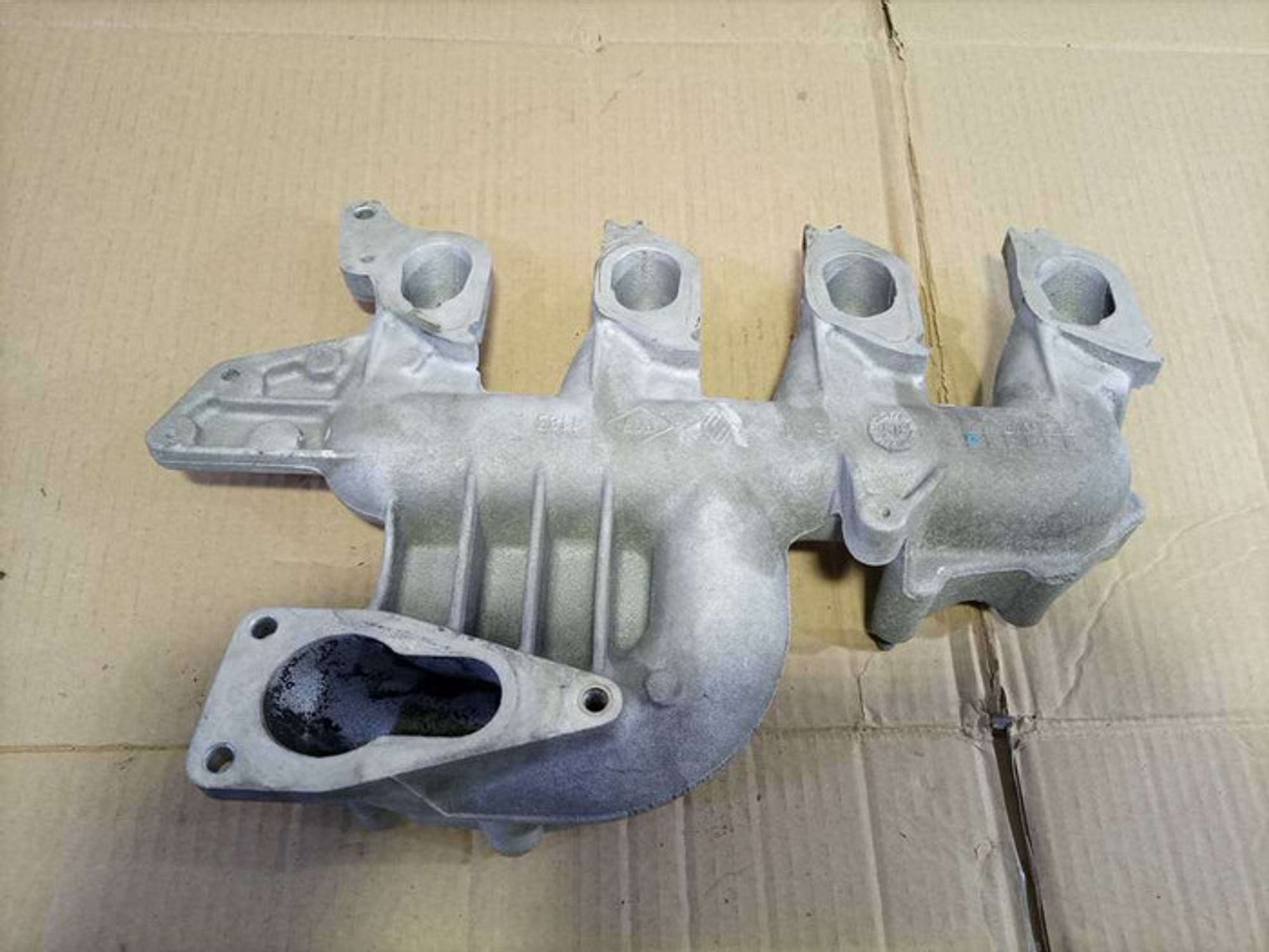 https://gcs.partsauto.market/rn-stockpro.appspot.com/thmbs/78ee0fb3787e2dce013ed29fc8a1120c/b1d29e7053cf963b0f87b3019d1f245e/e3c79e009a32f3042c9e942149b4f0b7.jpg
