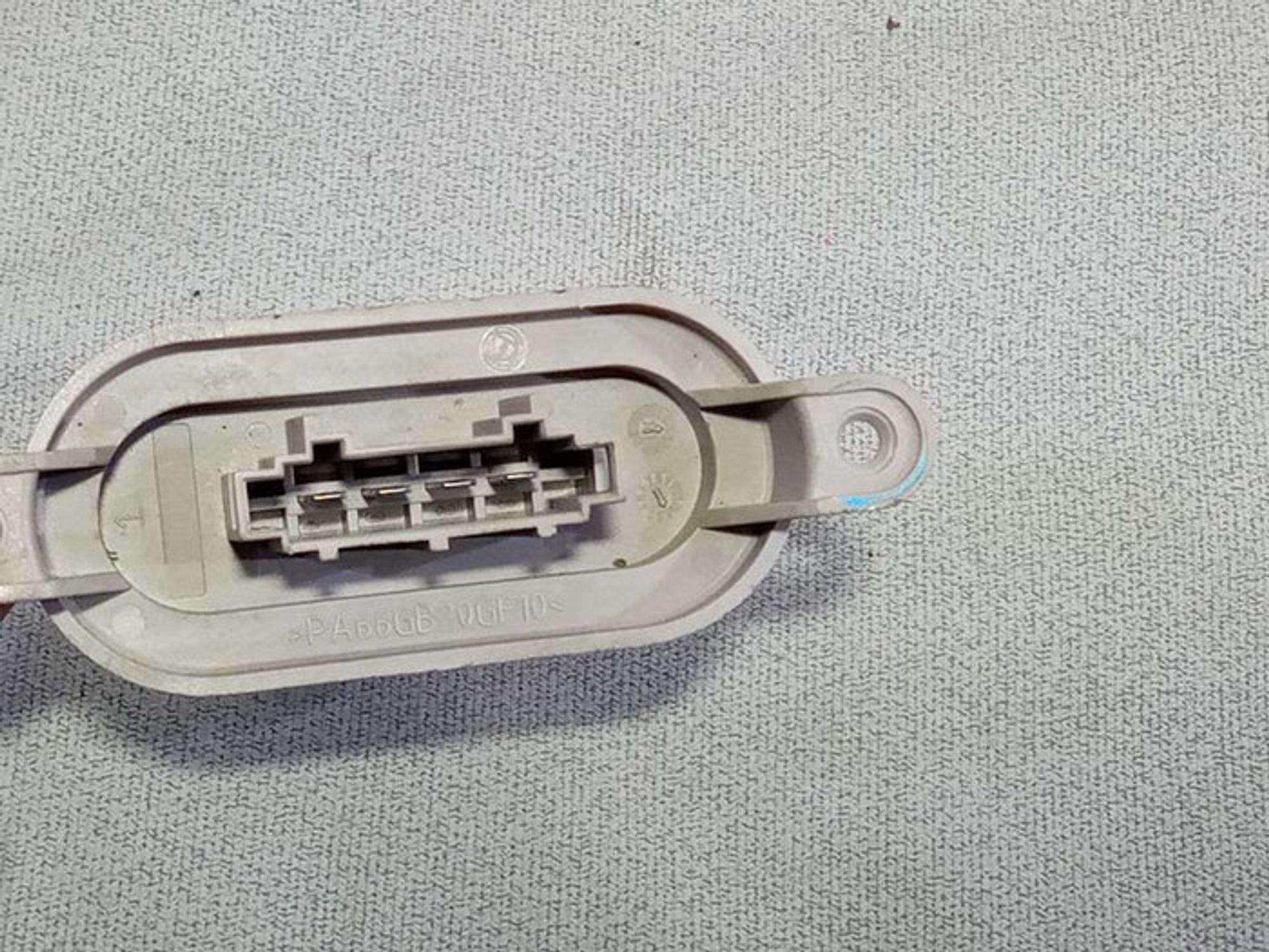 https://gcs.partsauto.market/rn-stockpro.appspot.com/thmbs/78ee0fb3787e2dce013ed29fc8a1120c/b509a120465db346e868f7d4660be64f/6e8b8a00839f3cf11dc3c762e8394253.jpg