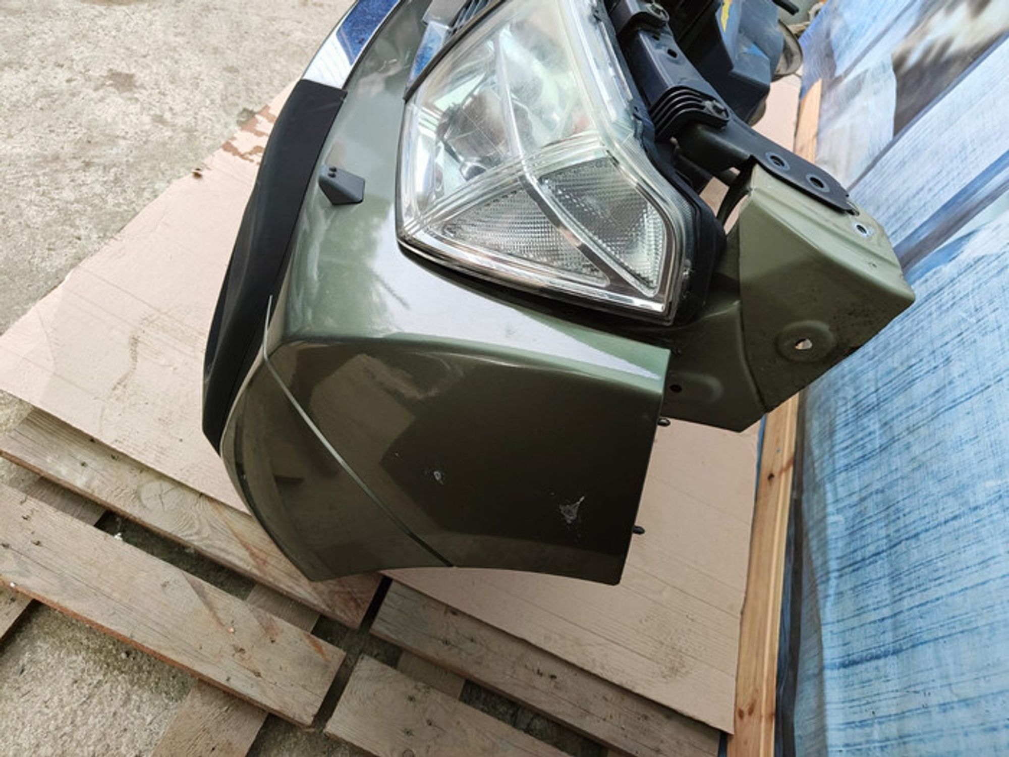 https://gcs.partsauto.market/rn-stockpro.appspot.com/thmbs/78ee0fb3787e2dce013ed29fc8a1120c/bc82a837e85b8960ea5e5a22ee381595/83b0b3fb7ba1be8139fdf1ec71c8bff1.jpg
