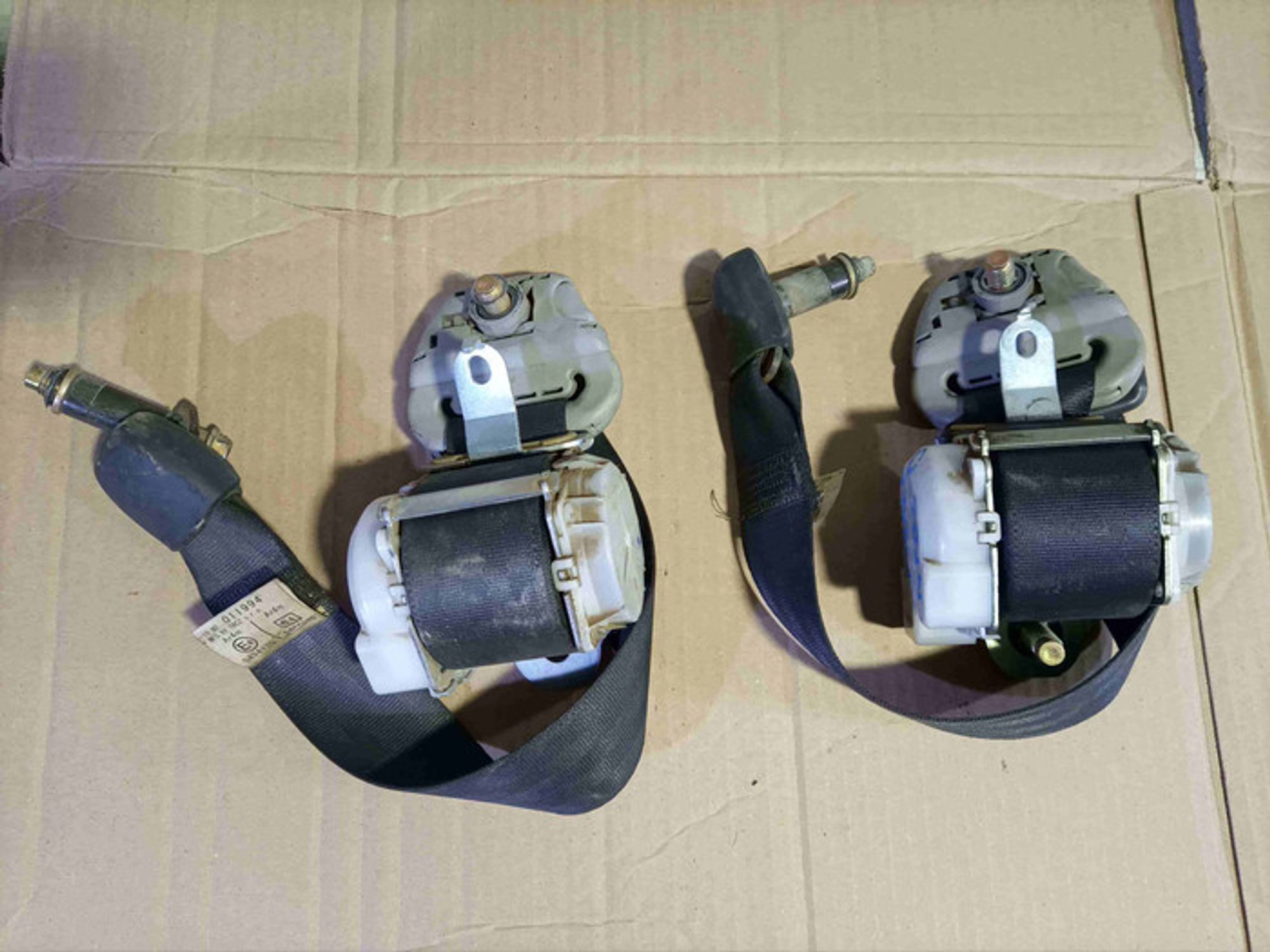 https://gcs.partsauto.market/rn-stockpro.appspot.com/thmbs/78ee0fb3787e2dce013ed29fc8a1120c/bf9a2b1d3fa151422b20e45f4e4c2b66/79e1633d368dcd28bfd6940e98d4d098.jpg