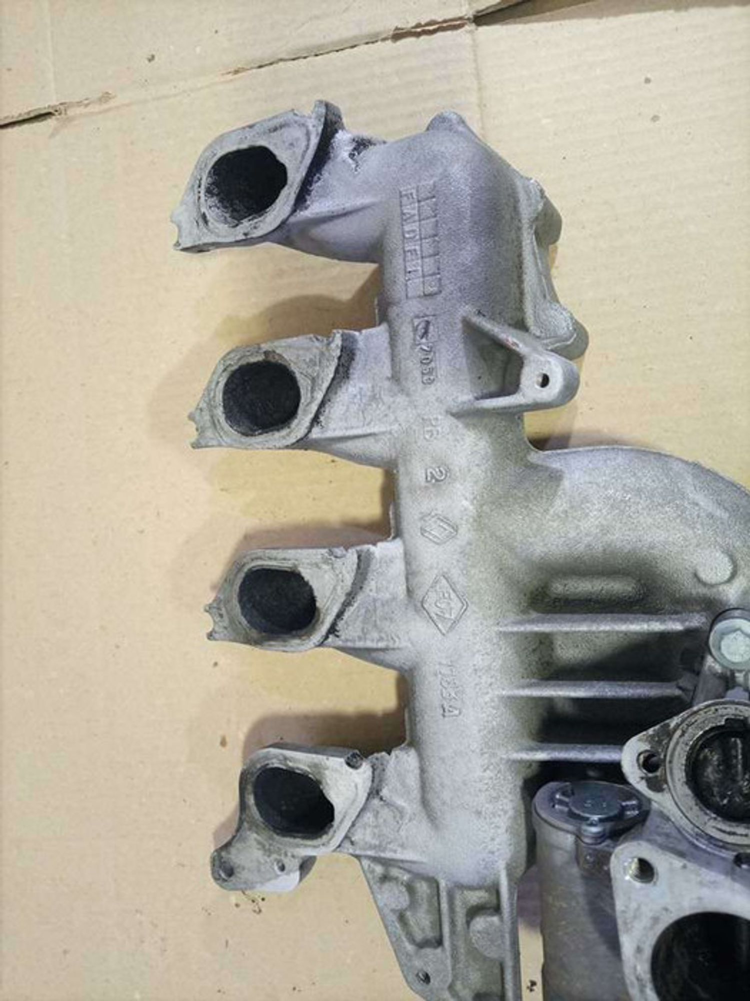 https://gcs.partsauto.market/rn-stockpro.appspot.com/thmbs/78ee0fb3787e2dce013ed29fc8a1120c/c0fb6d2da96d470e508b24872e56a6b1/20df8ae481b1d761f878a170dd7d0ecd.jpg